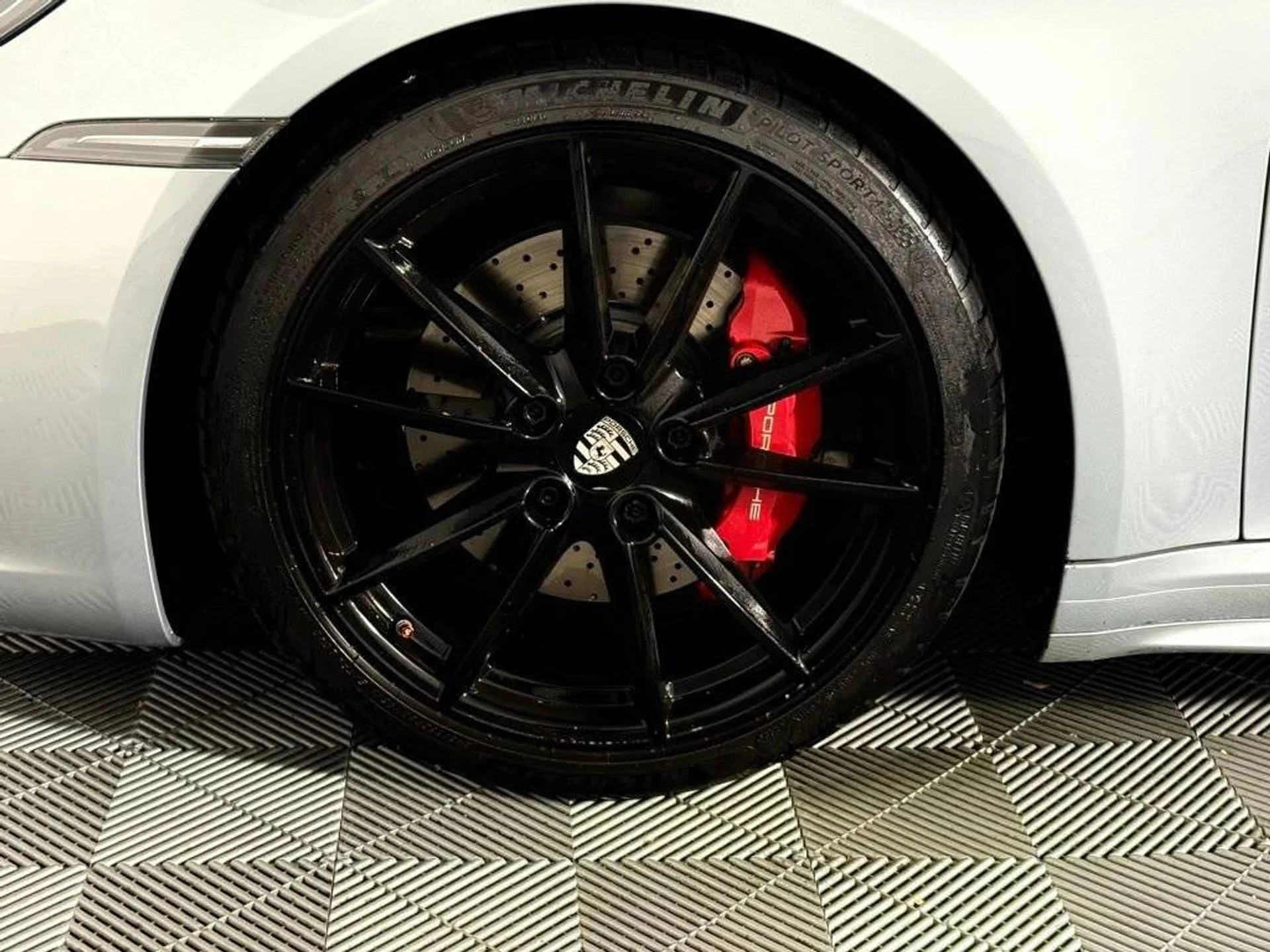 mph010_966132877_1280_7e8dba9742