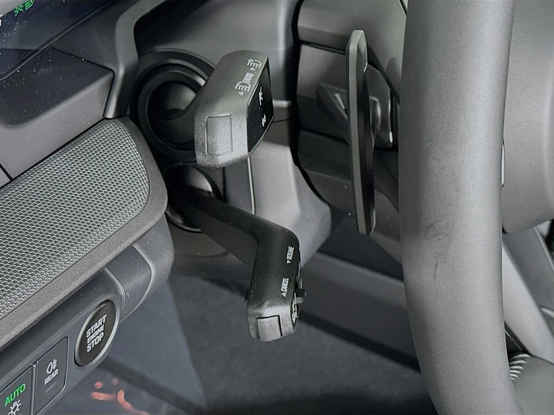 mph010_966471385_9bf90d22a5e870b94bf44fb692cc6afcx_818b9687d5