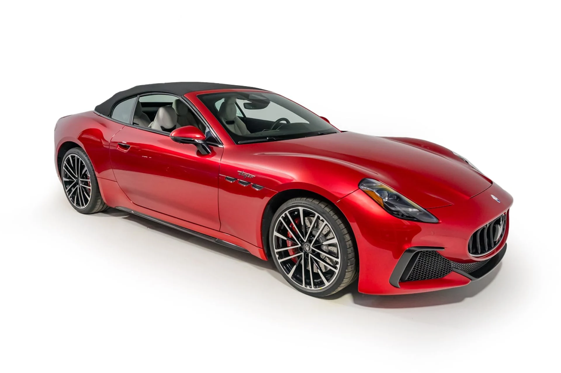 mph010_972369961_4fc1fd90fc8444aa868c66f10cc4dbc1_5791cfdf76