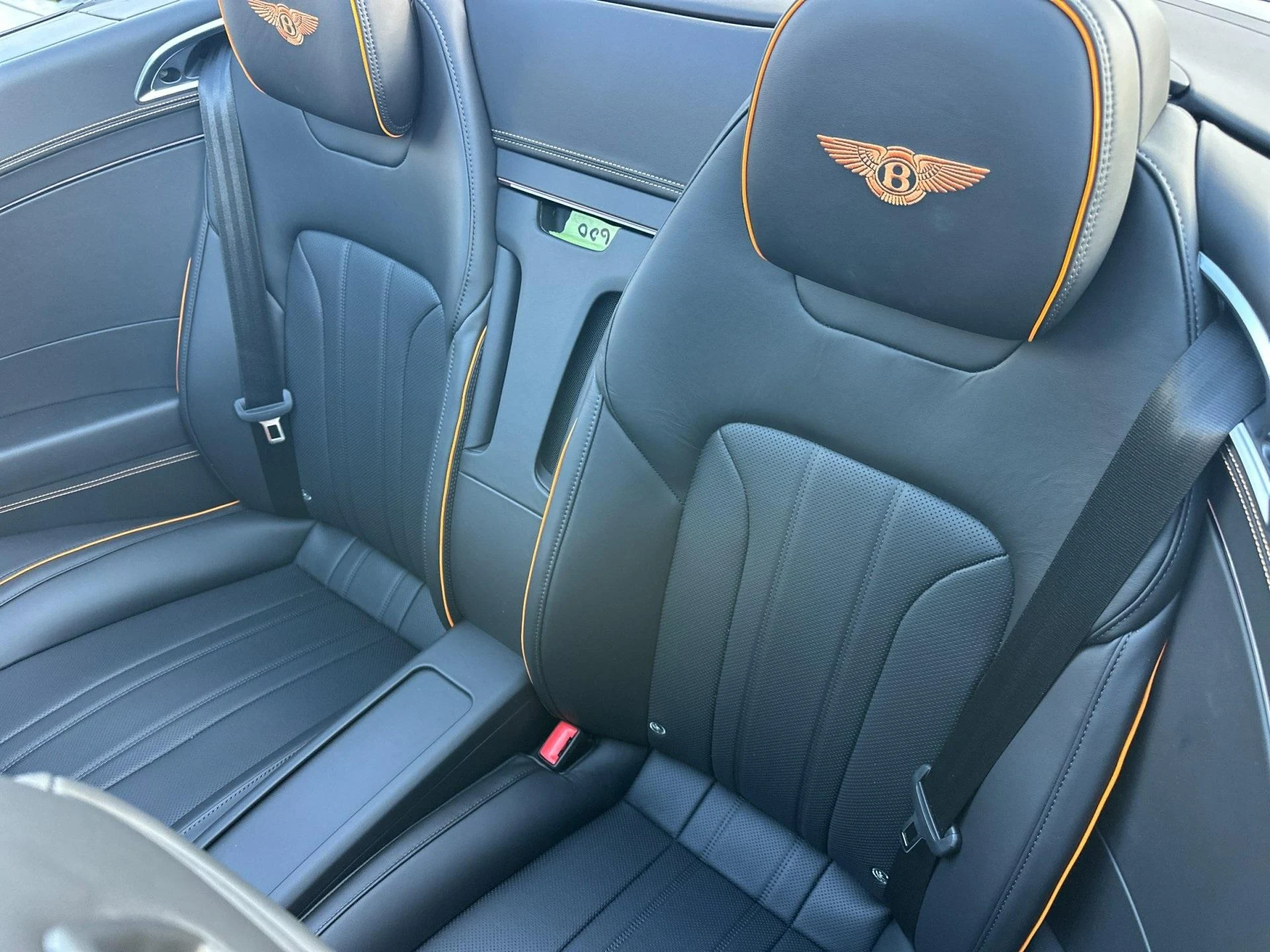 mph010_973539772_New_2026_Bentley_Continental_GTC_1771602790_6f2e0ee46a