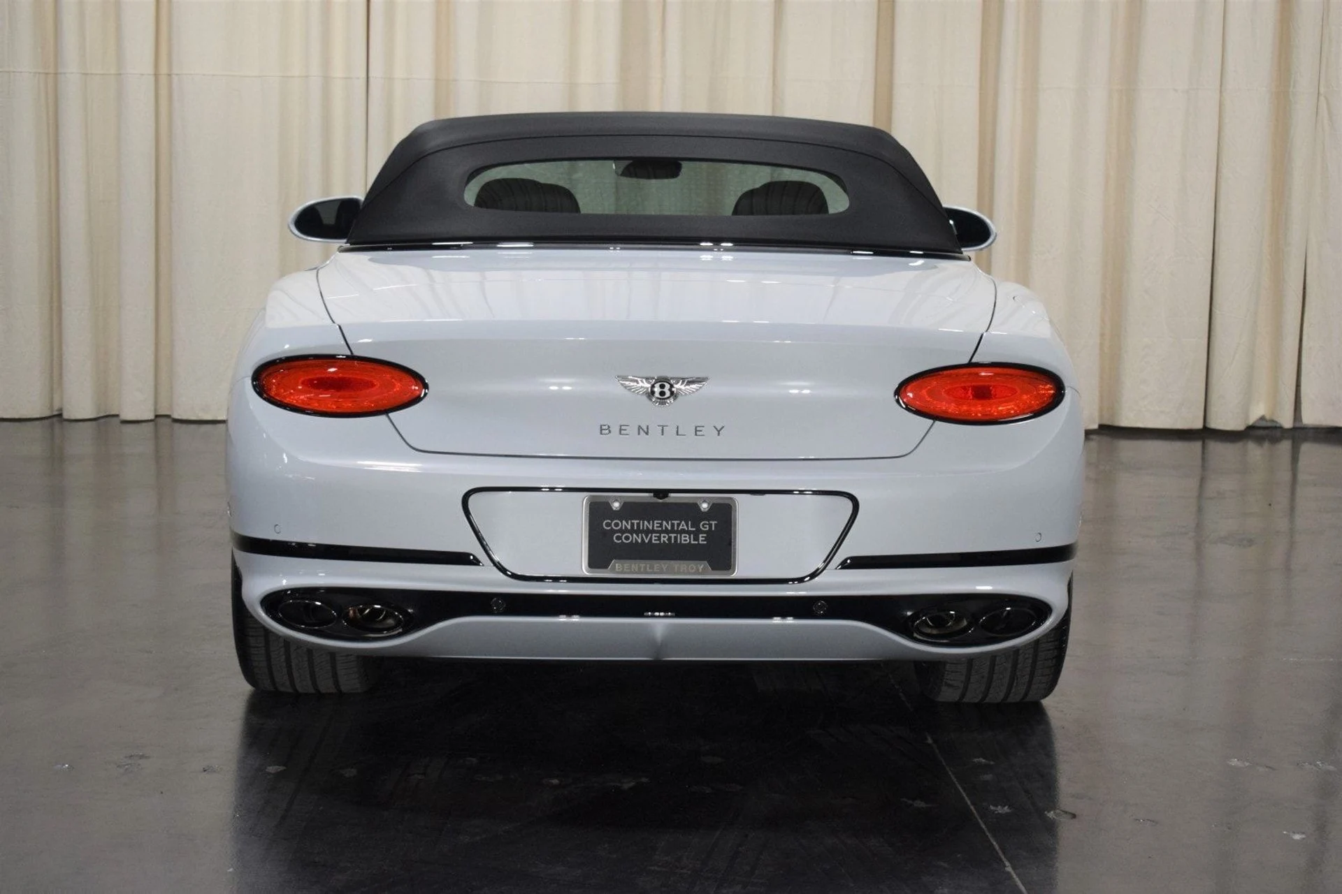 mph010_973860860_f91e2a9c867231cf78809016ed0dbcbdx_0d9ecd9506