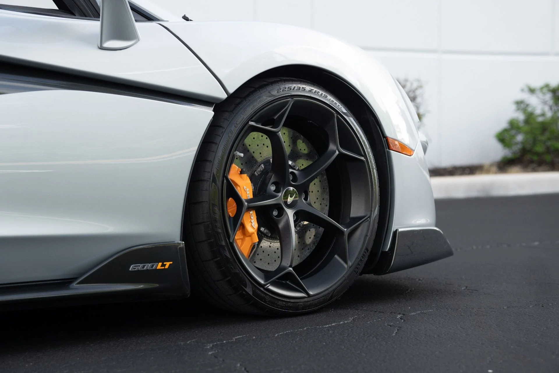 mph010_975464840_Used_2020_Mc_Laren_600_LT_Spider_1759250261_12bce9d760