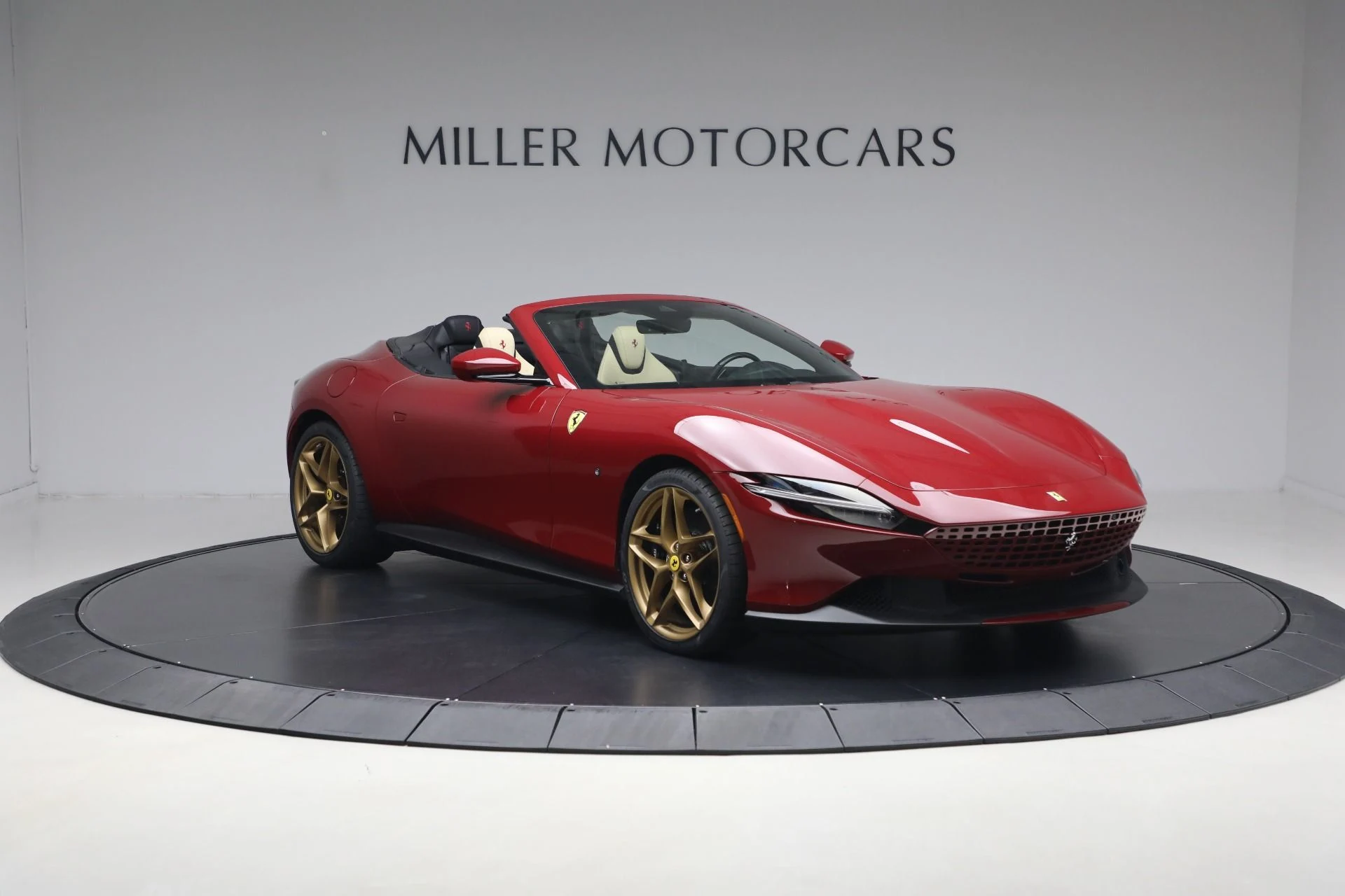 mph010_97704083_Used_2025_Ferrari_Roma_Spider_1777992623_9d8f78c75a