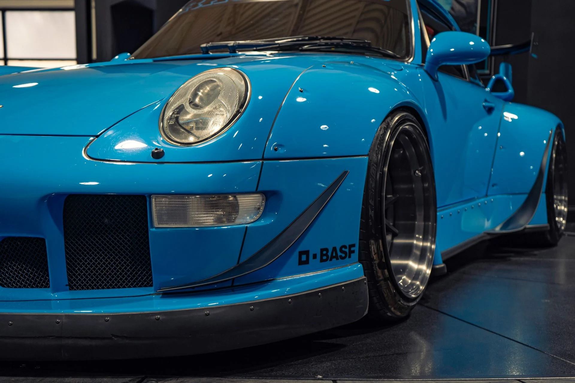 mph010_986752000_Used_1995_Porsche_911_Carrera_RWB_LA_1_Riviera_Blue_1775600553_28b1dd9e2b