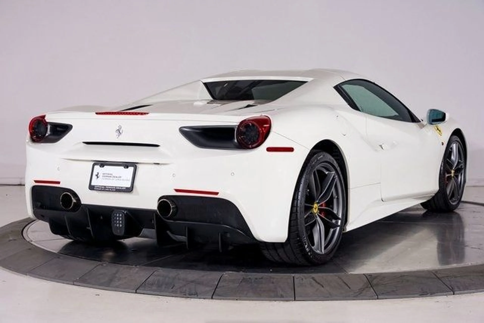 mph010_992065931_fedaa1227caf27459c6a806ab727041fx_5b4a00293a