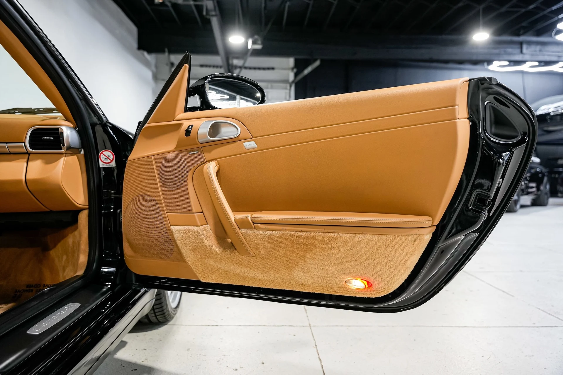 mph010_995545739_078d5fe70af27f17c18ab7404b1ec5dcx_a8067ae959