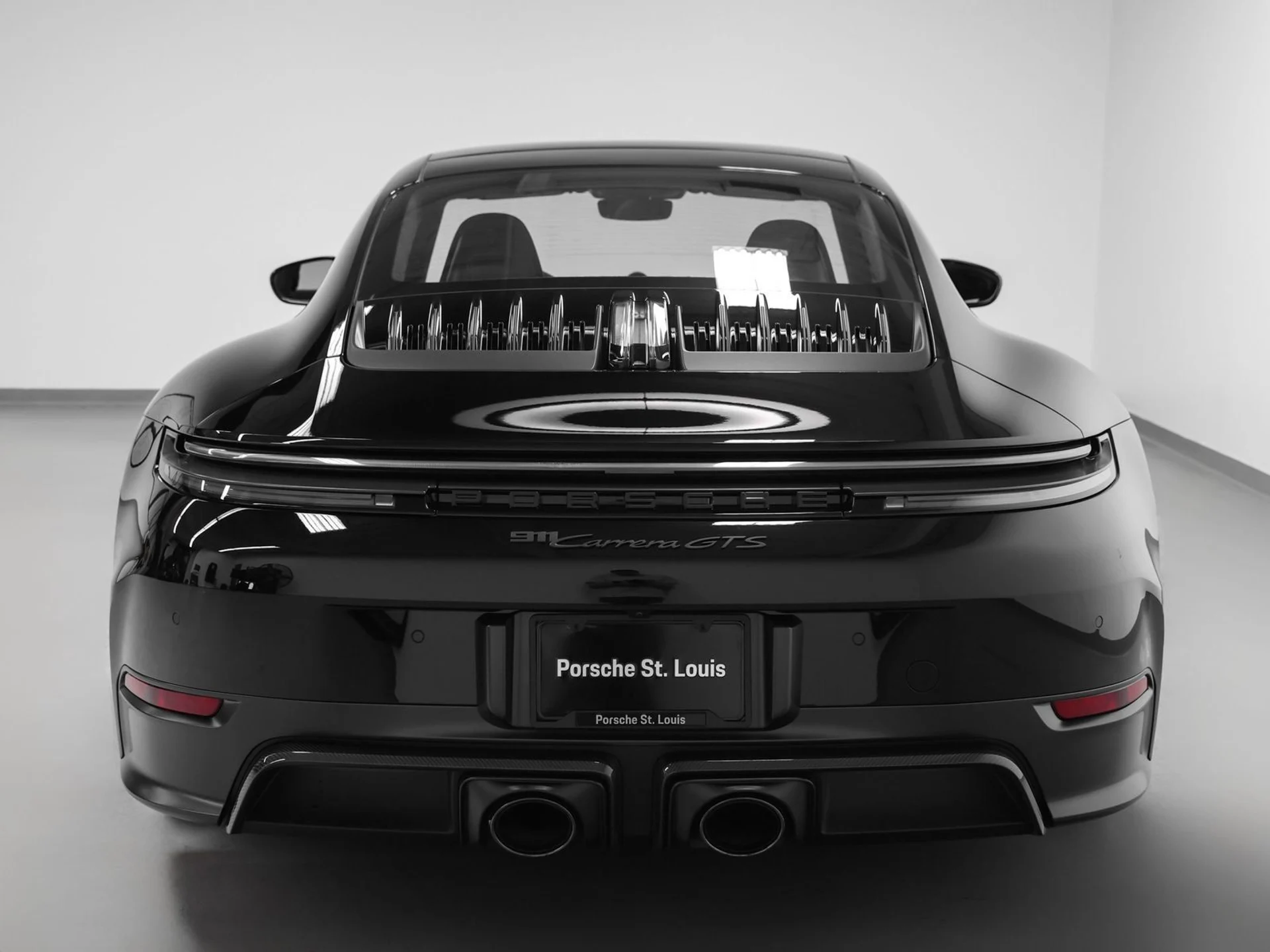 mph010_997372412_11_2c5567f063