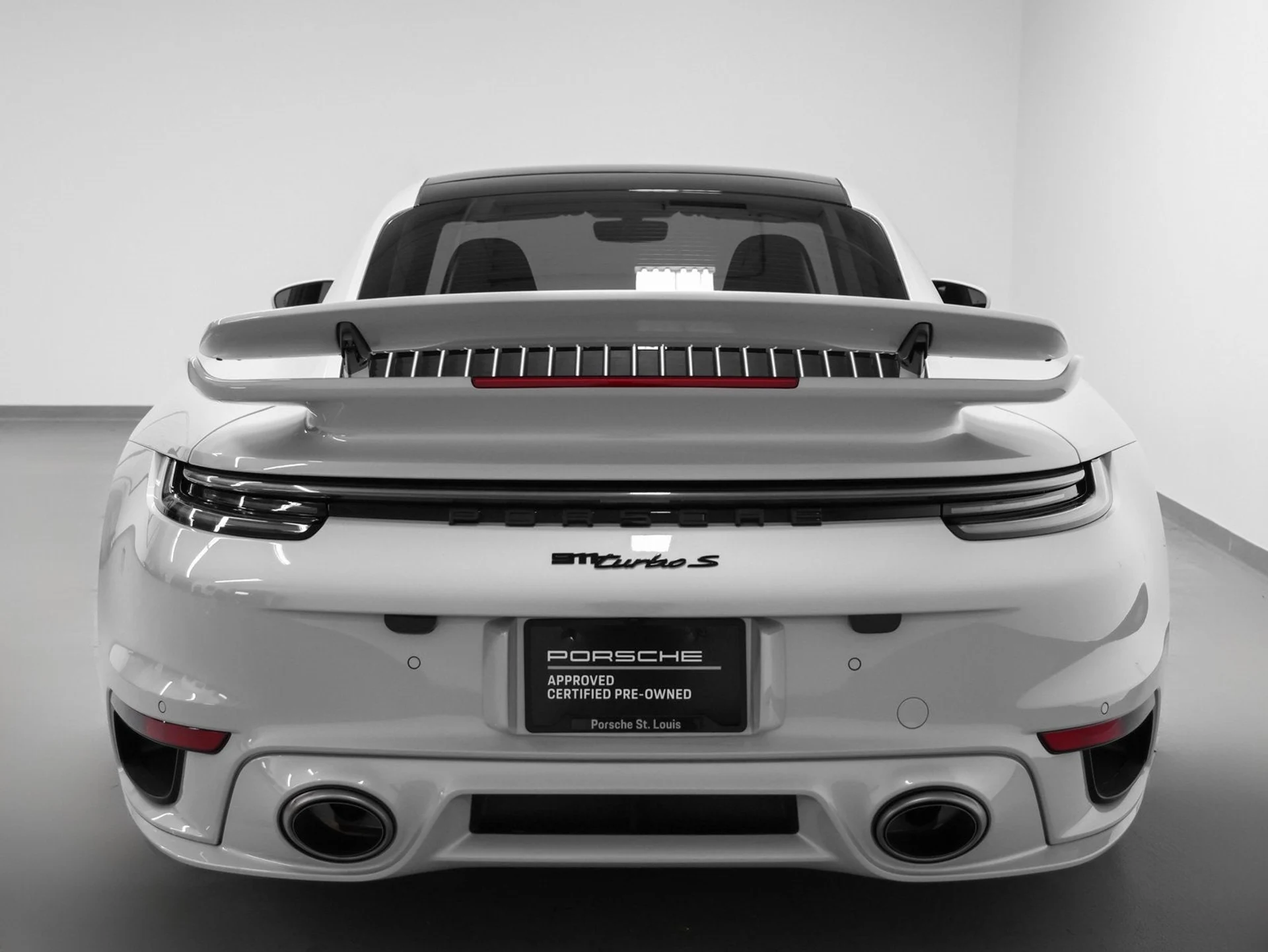 mph010_998233287_11_655787d571