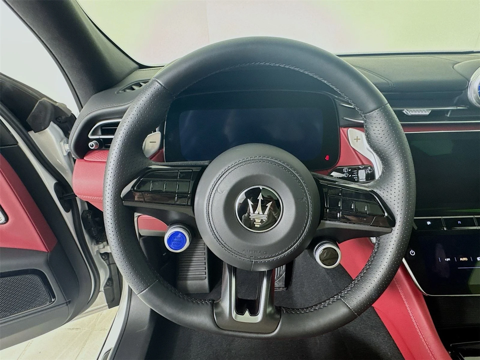 mph011_100027202_e9f19cf3c60ab1635e2dfdea4a579c21x_9d14565711