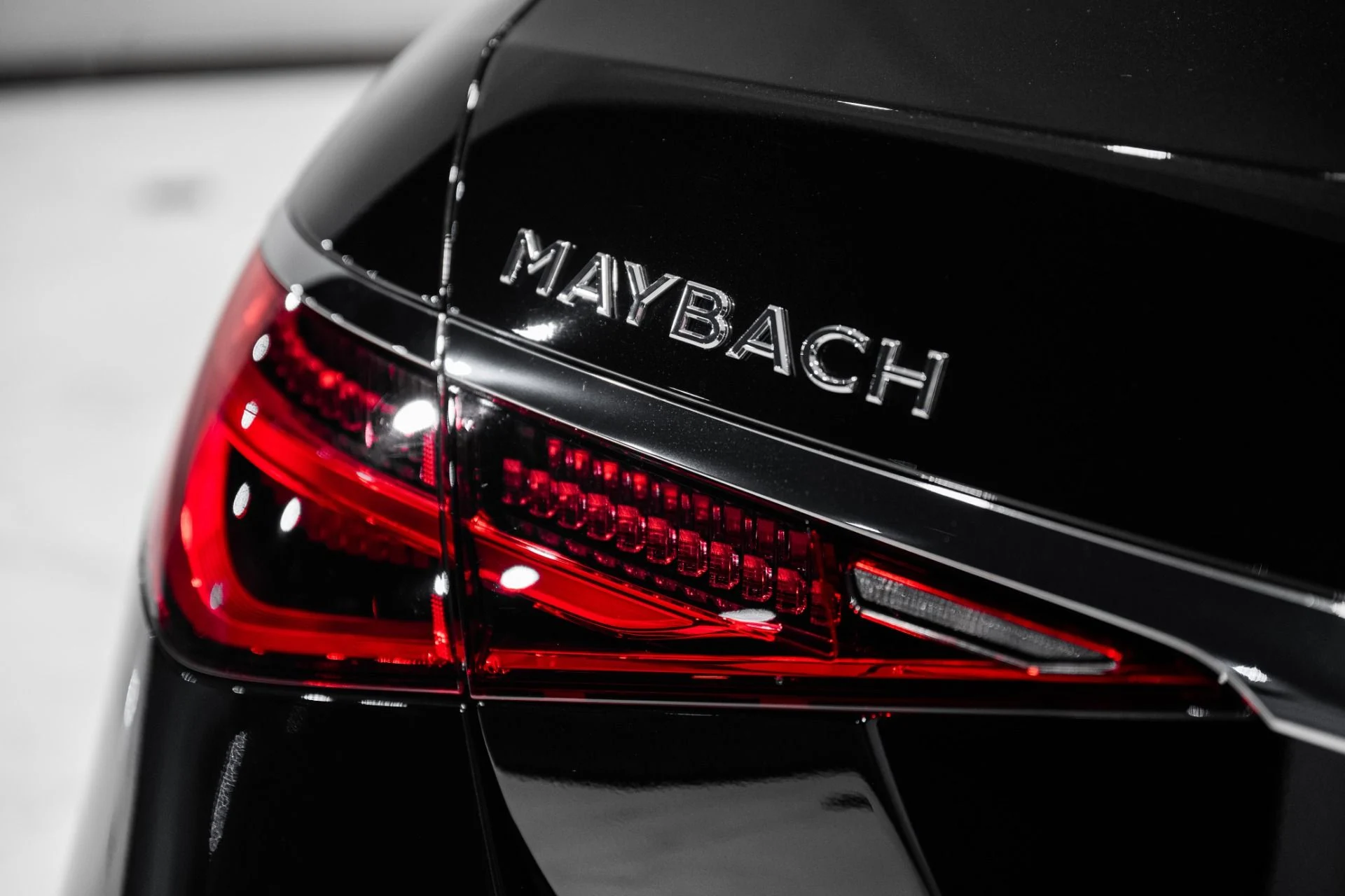 mph011_1004478386_Used_2024_Mercedes_Benz_S_Class_Maybach_S_580_1790005244_674f37d086