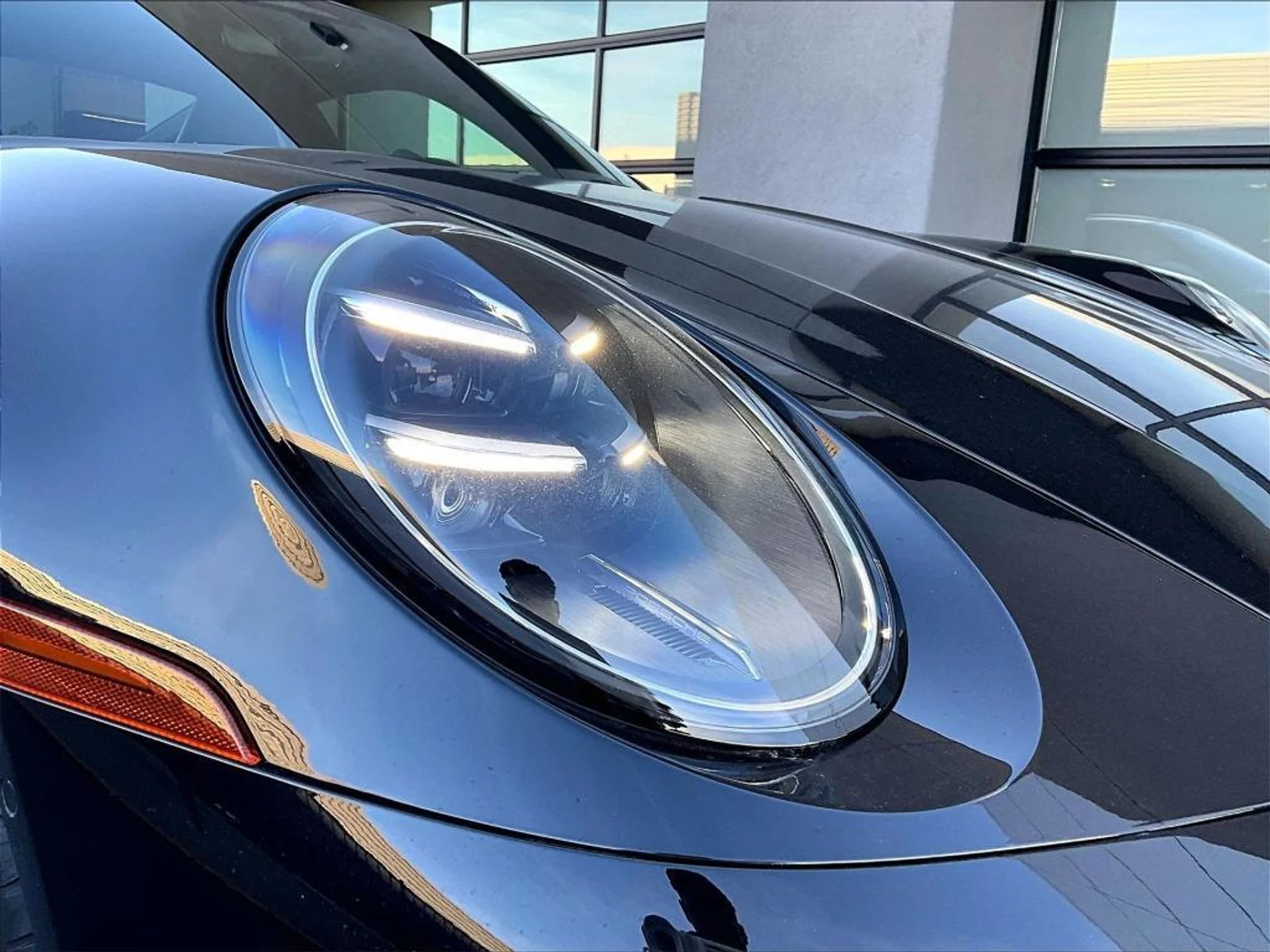 mph011_1012472589_Z_Hog_Wn_ahzl_NCAU_Xtv_Z_Qvge_c_UY_3441d47503