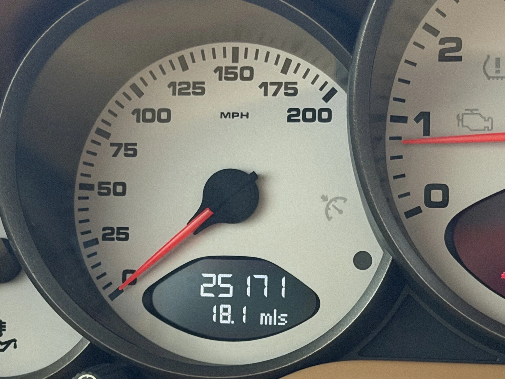 mph011_102157306_810f0571eed236b7e8be19afbf046c79x_701b94f2c1