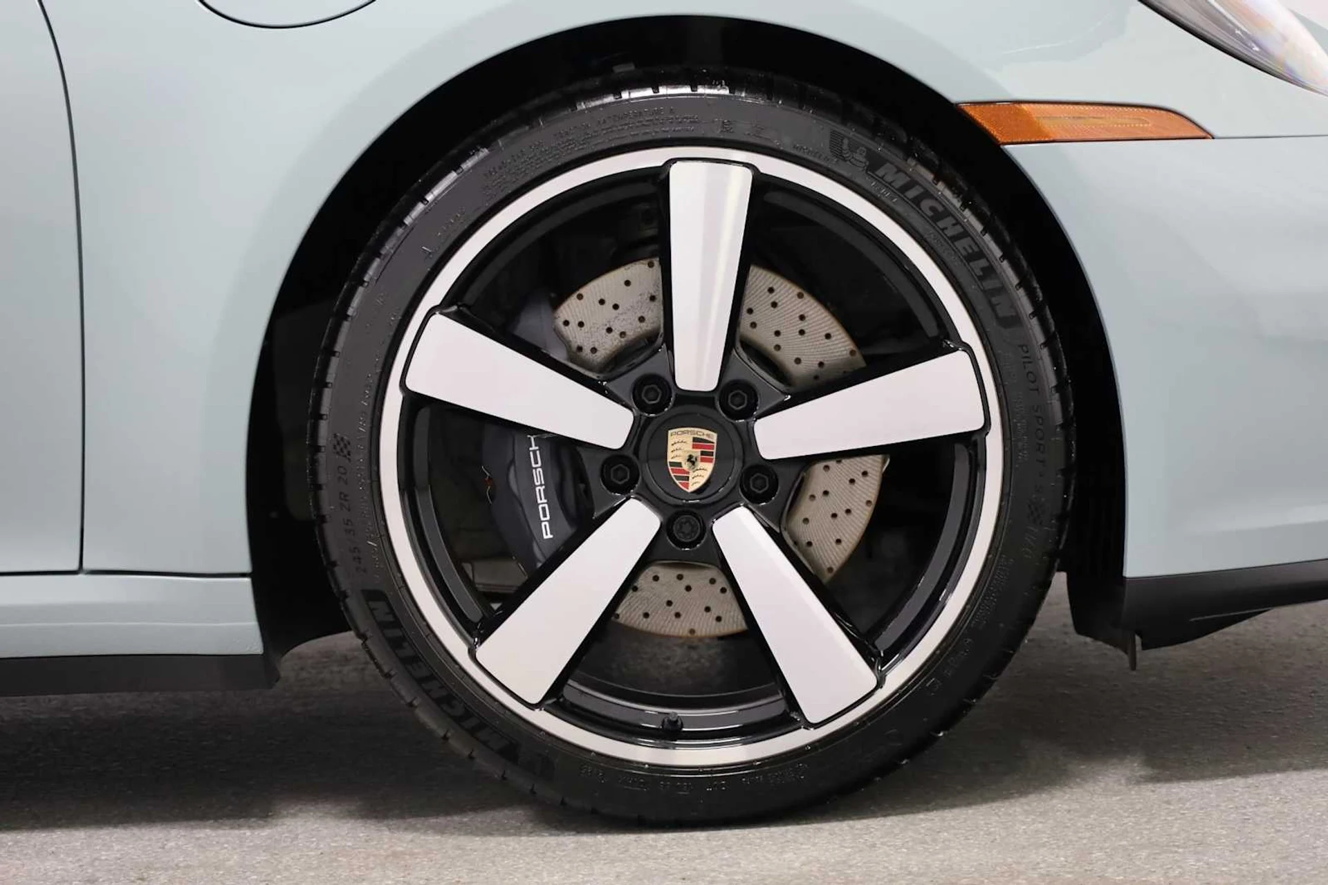 mph011_1032159111_bf06a133f07568ca4f50010ddfb177c6_63e5288433