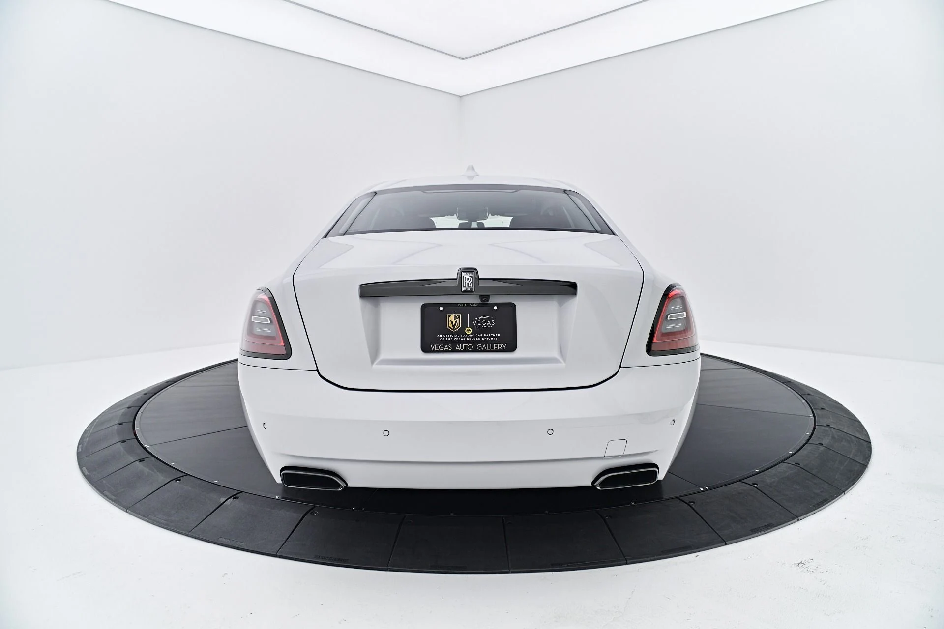 mph011_1033048844_Used_2024_Rolls_Royce_Ghost_BLACK_BADGE_1787878312_cc922e625f