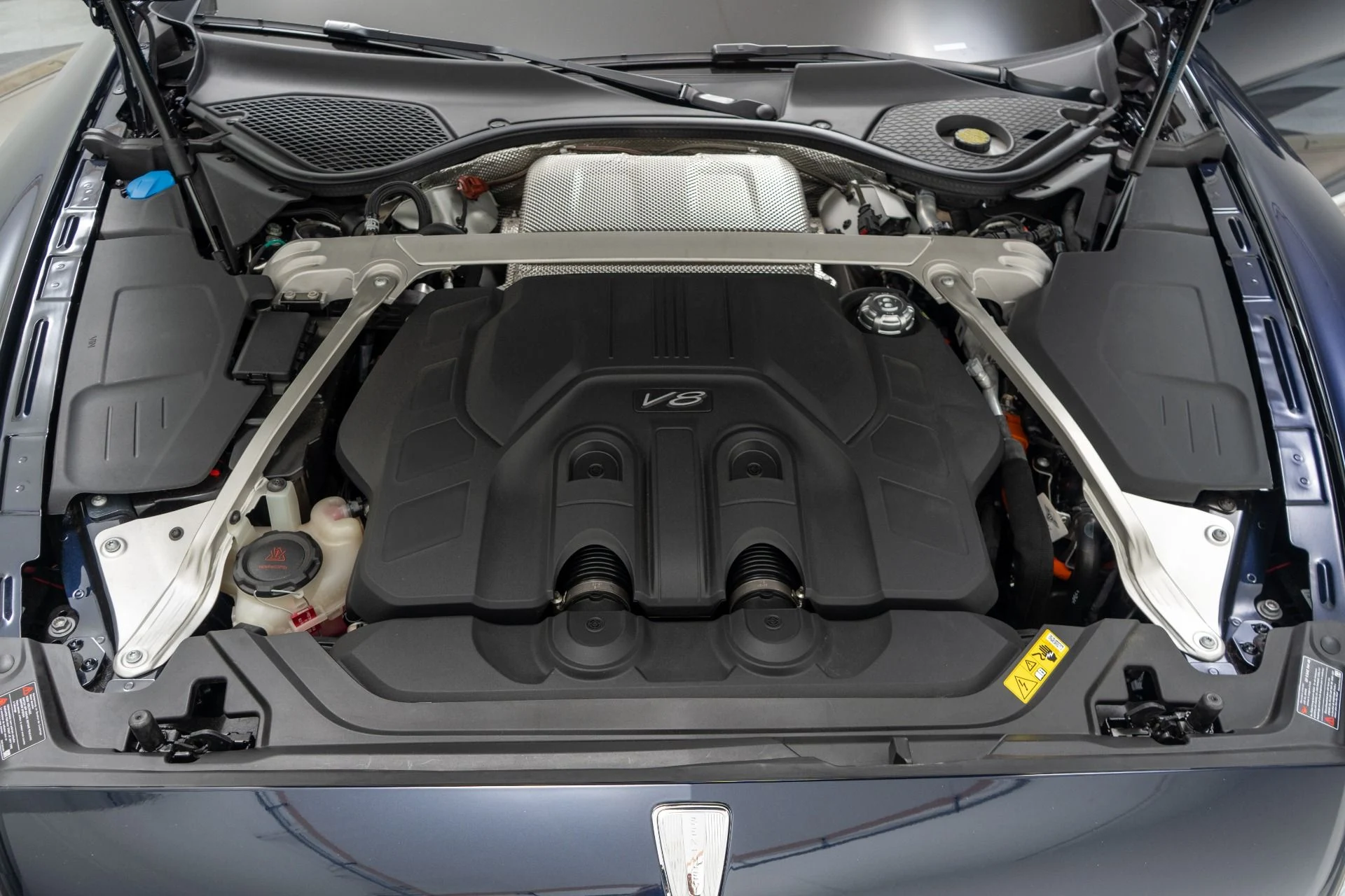 mph011_1035934248_Used_2026_Bentley_Flying_Spur_Azure_Bang_and_Olufsen_Audio_Mulliner_Driving_Specification_1778702450_793f8ac844