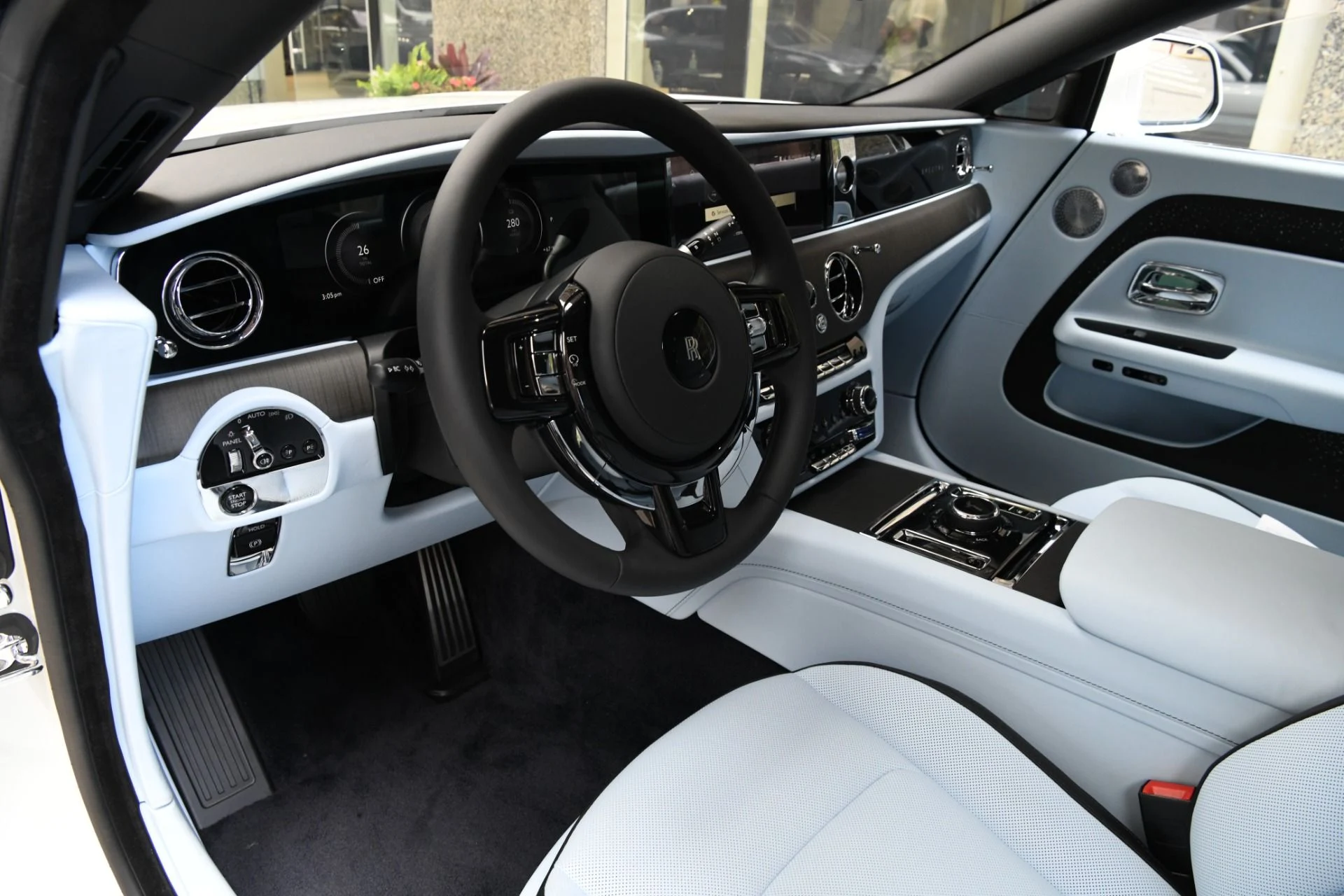 mph011_1042108527_11915_p13_l_1477861bc8