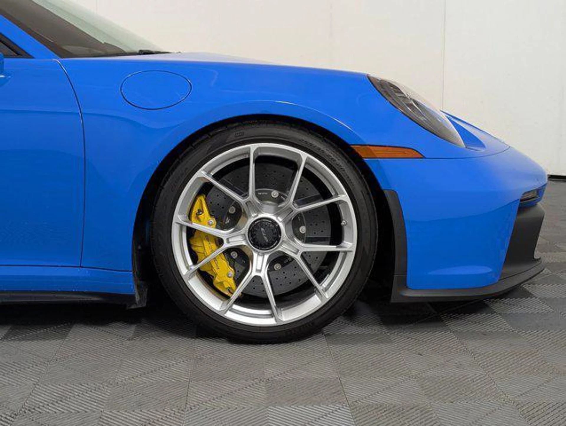 mph011_1042947804_MIT_1_BJJ_Fym_AAWXC_8_Xs_G_Ht_MEN_Mo_E_e9c7c43367