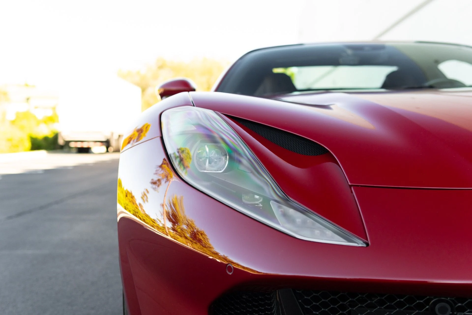 mph011_1044376750_Used_2023_Ferrari_812_GTS_1767886631_b8ca902c59