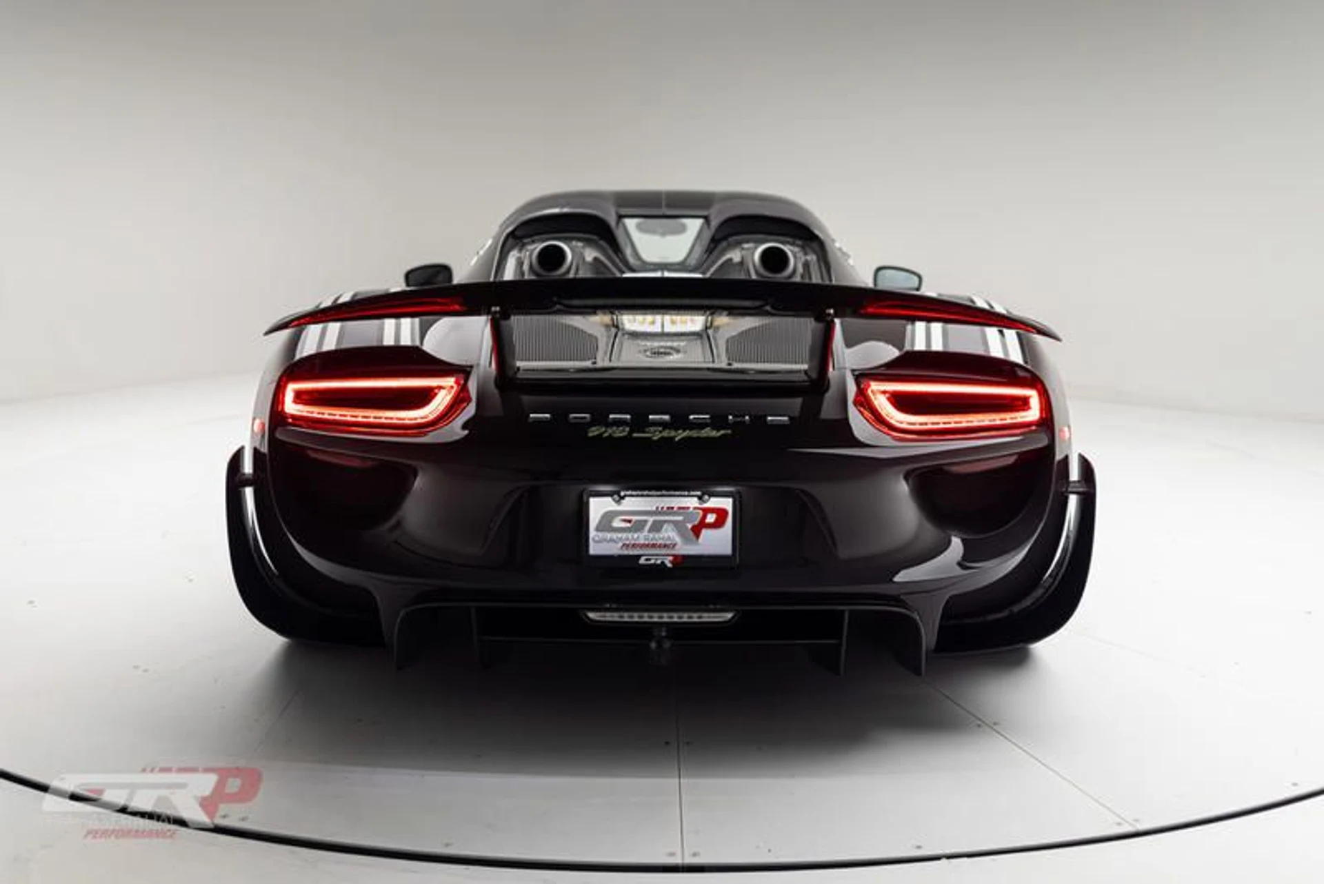 mph011_1051383902_F4_CA_4_D10_0_E2_A_4_AE_9_B210_F6345_DFE_4917_144f8f0718