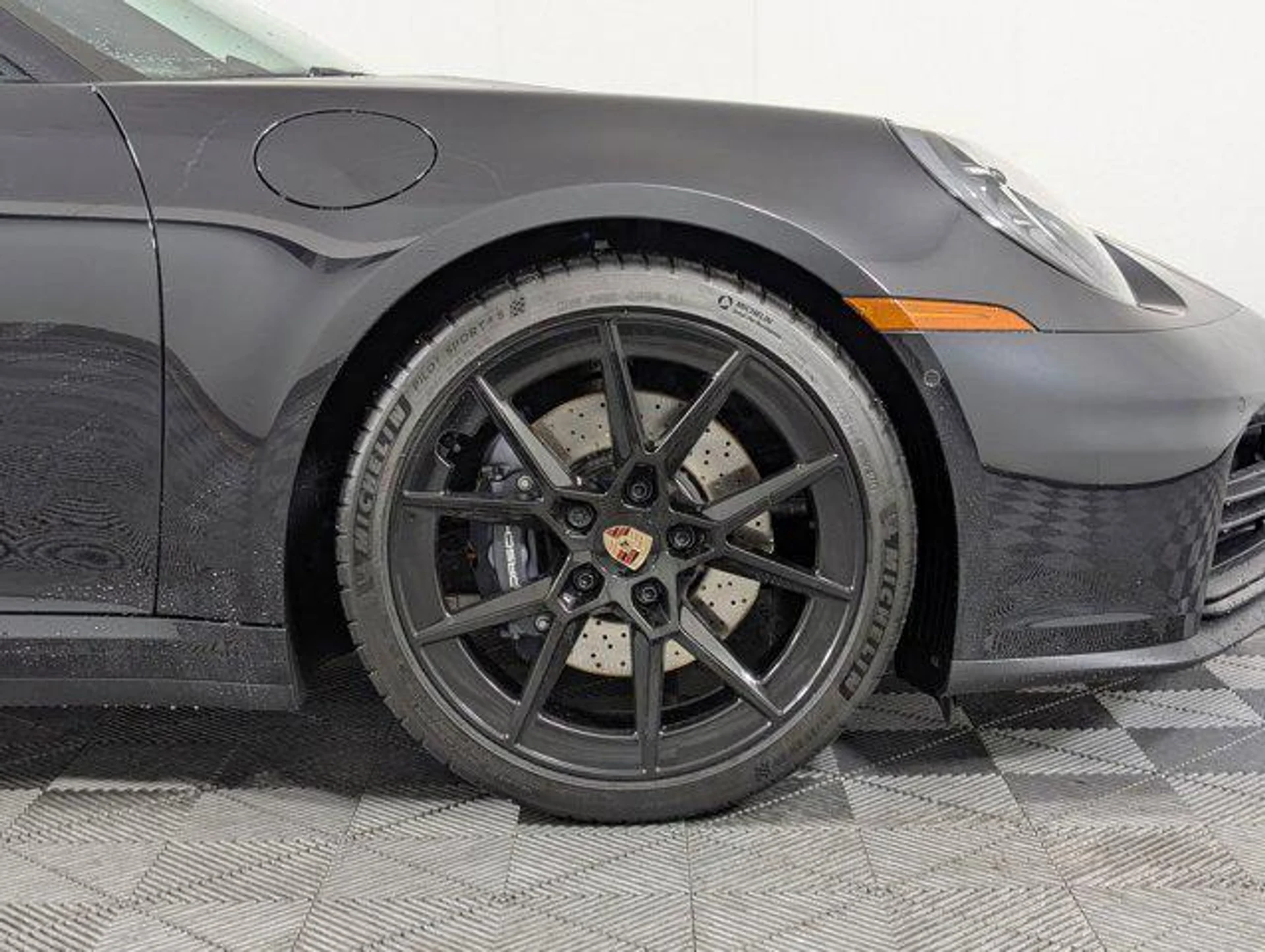 mph011_1053417387_Cpi5_Aw_Y4_Ujc_VC_Cm_Oj_R3_Uvcb8c_dc31c97152