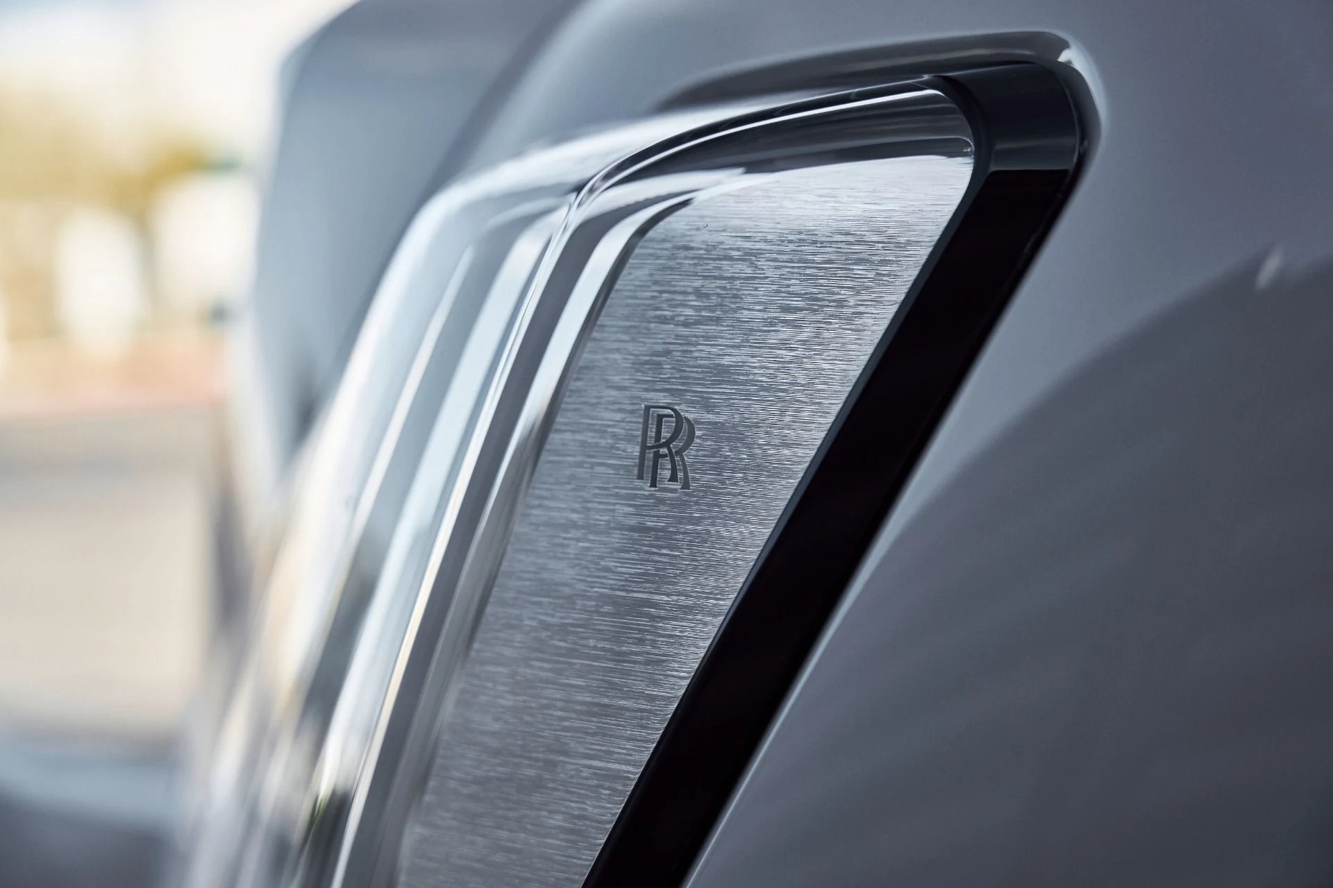 mph011_1059379343_Used_2025_Rolls_Royce_Spectre_BLACK_BADGE_1769482337_62144902f3