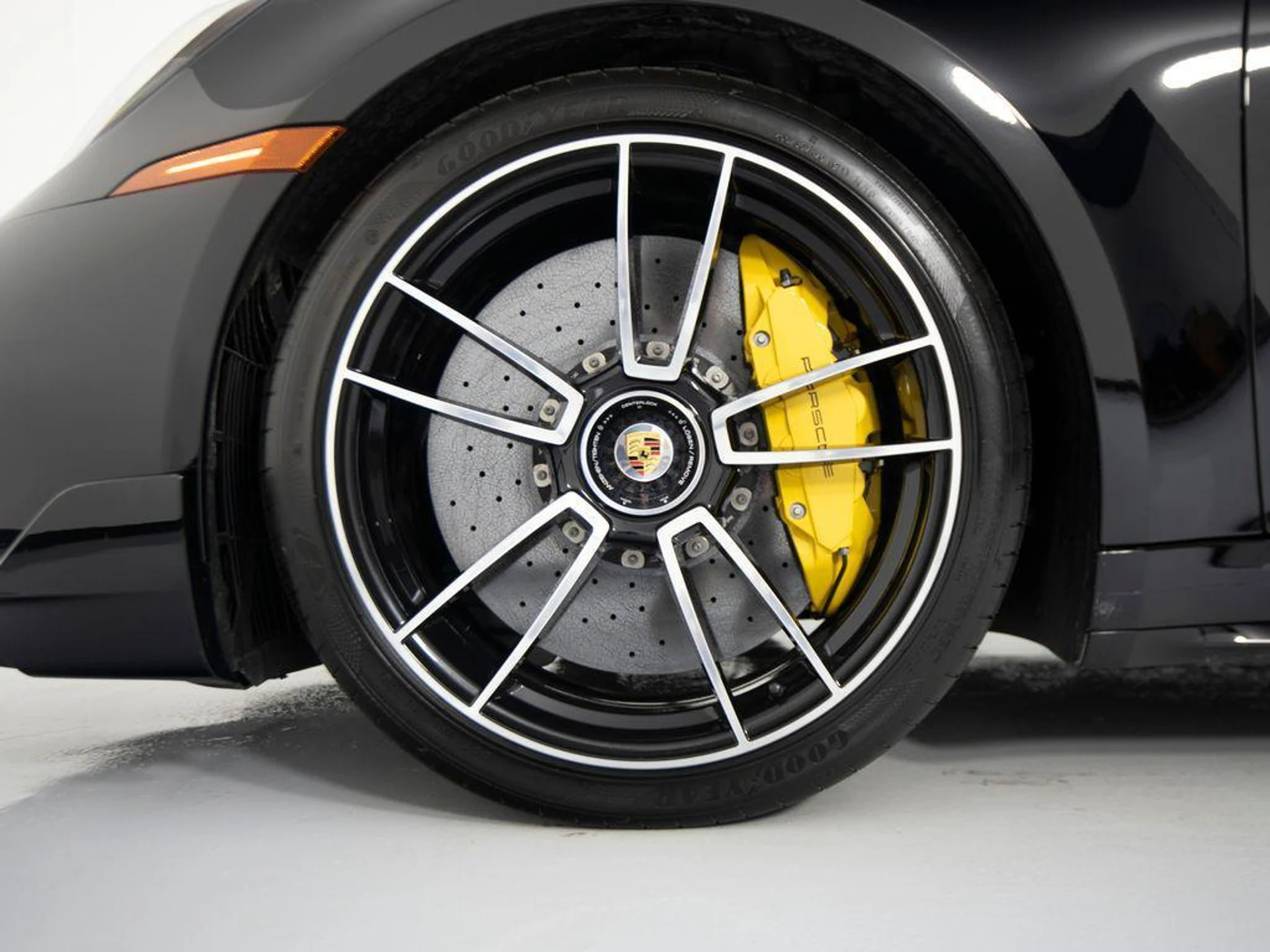 mph011_1060965484_ob_Ccz_0_R_Yth0q_Ma_MQ_410_Ye_Bnk5_U_1c802e7844