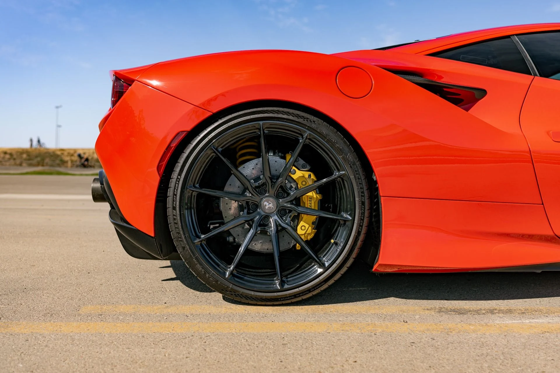mph011_1063588442_Used_2020_Ferrari_F8_Tributo_1758670952_0cacdbce1c