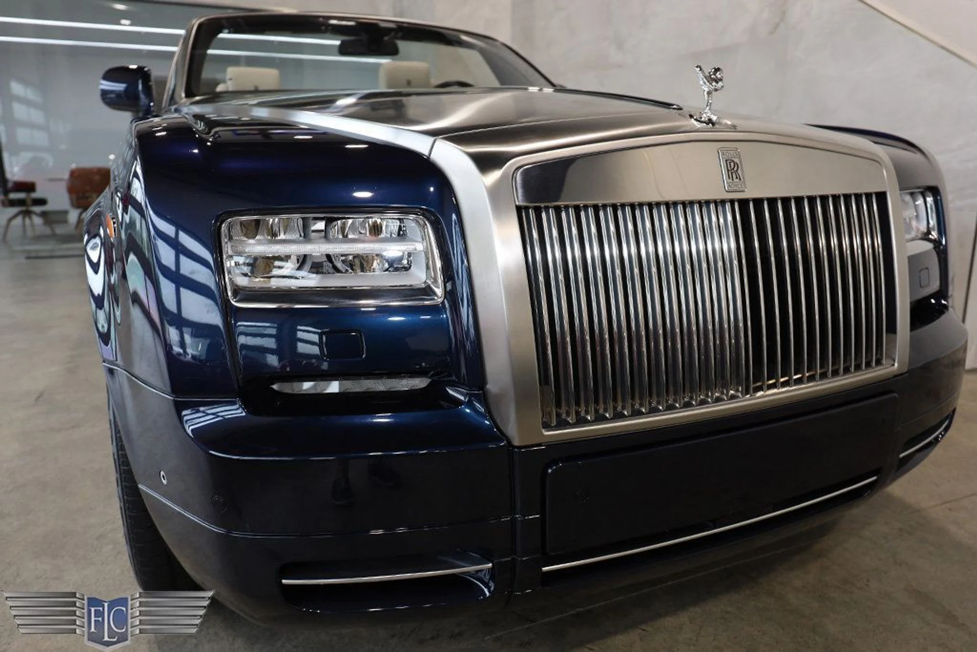 mph011_1064571175_used_2013_rolls_royce_phantom_coupe_2drdrophead_9689_22930572_12_1024_5a74f17224