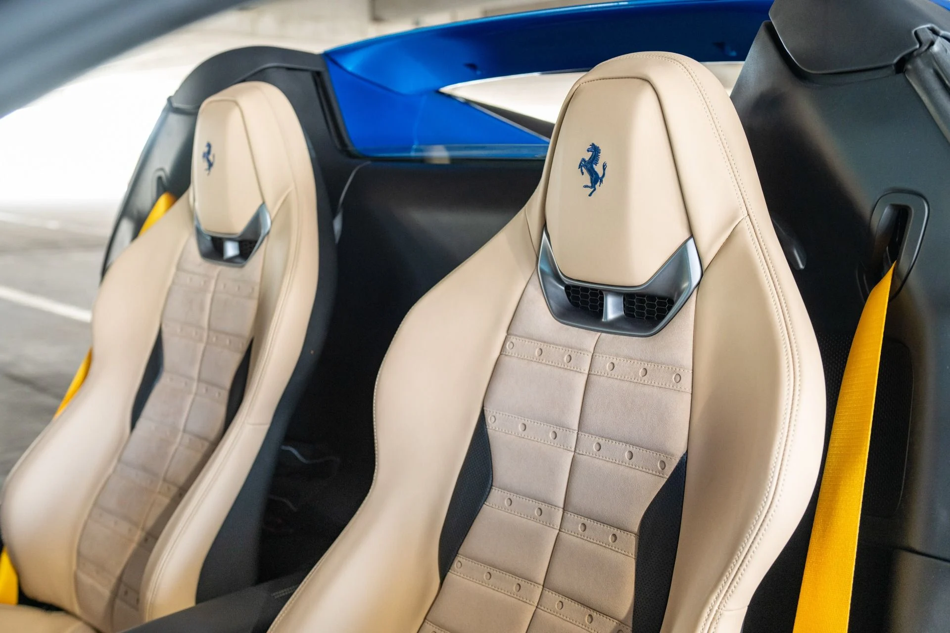 mph011_1071858073_Used_2024_Ferrari_296_GTS_1761687517_5ed78bcd49