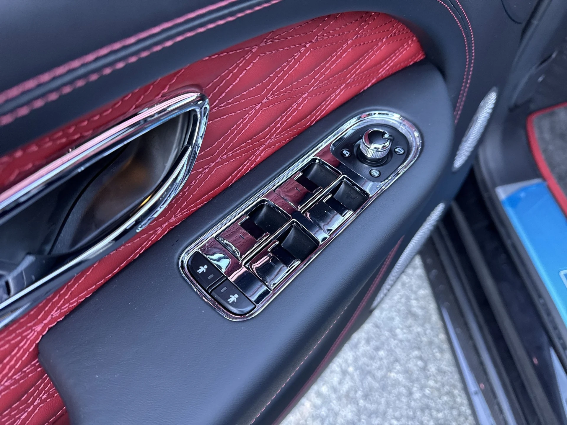 mph011_1075188346_66ec77970f6af52083fc10f31f5e90c6x_36d1810591