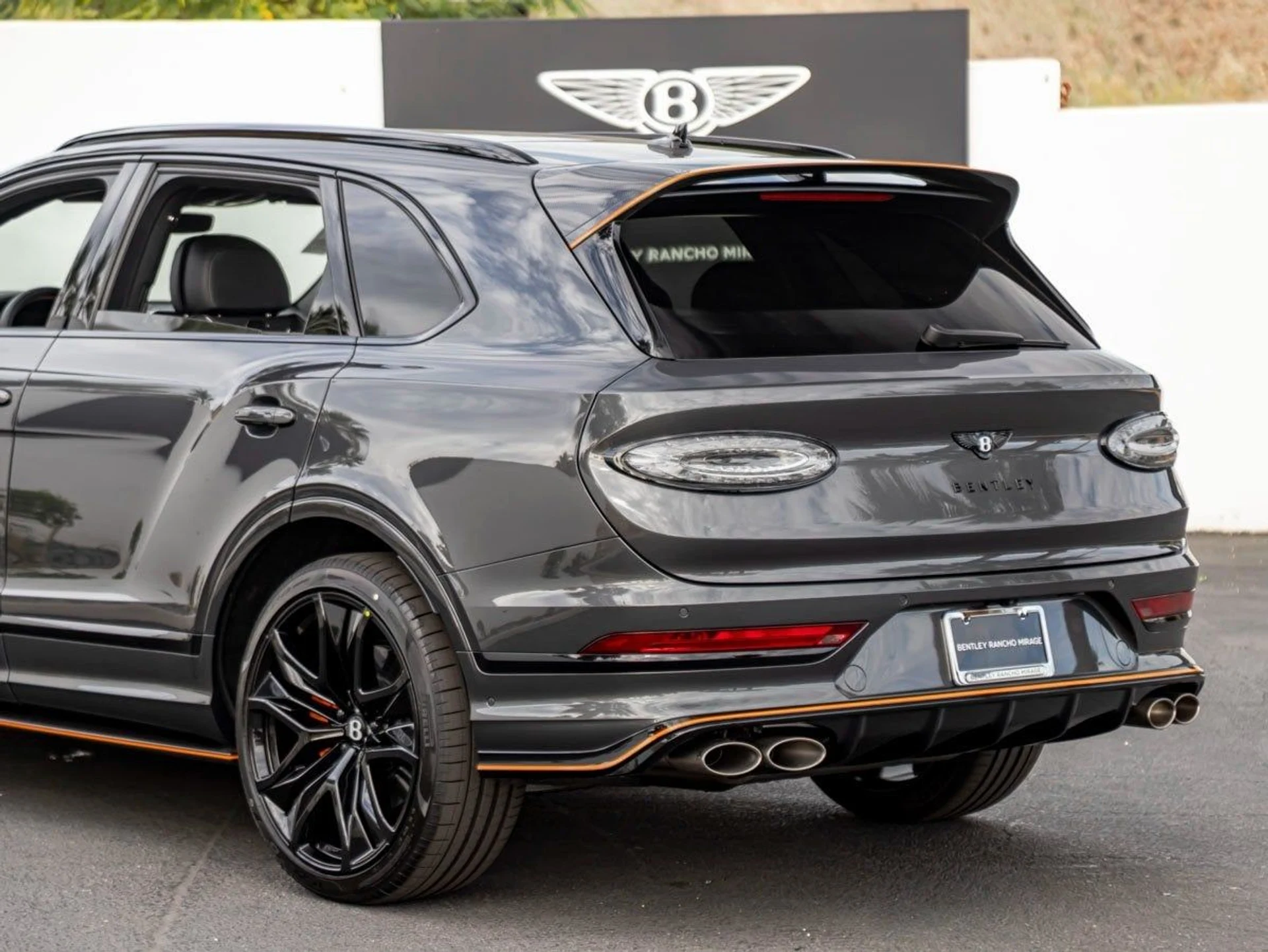 mph011_1081114835_12_8934c8d11d