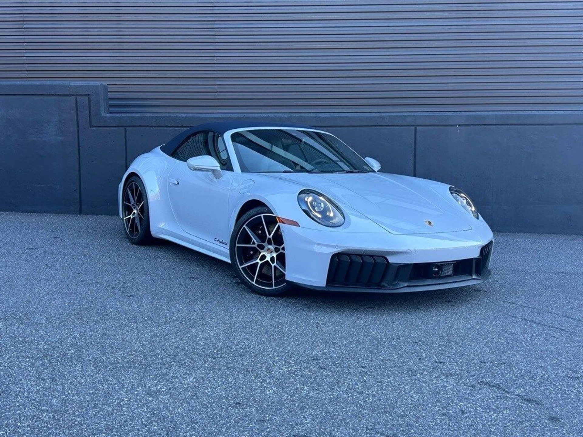 mph011_1081595858_d2a77cfb756119478e7e56969c1d3399x_ef0808e2e3