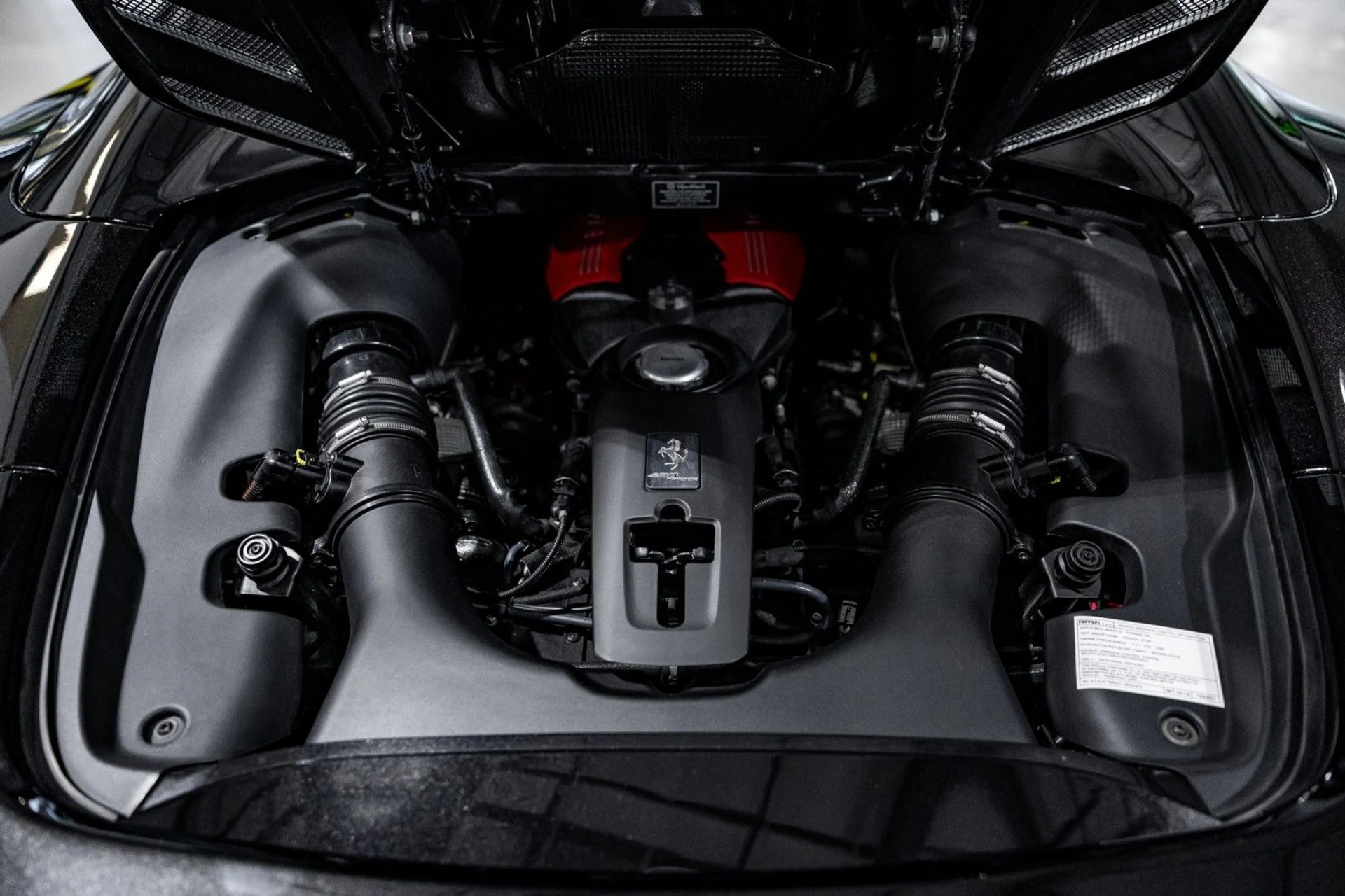 mph011_1083122289_q_A_bf1b677165