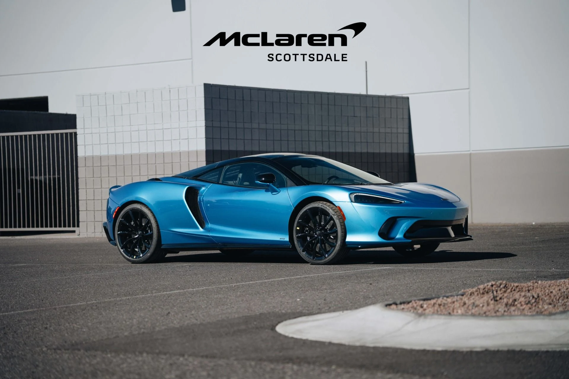 mph011_1084559734_Used_2025_MCLAREN_GTS_TECHLUX_1736985367_81ecf68918