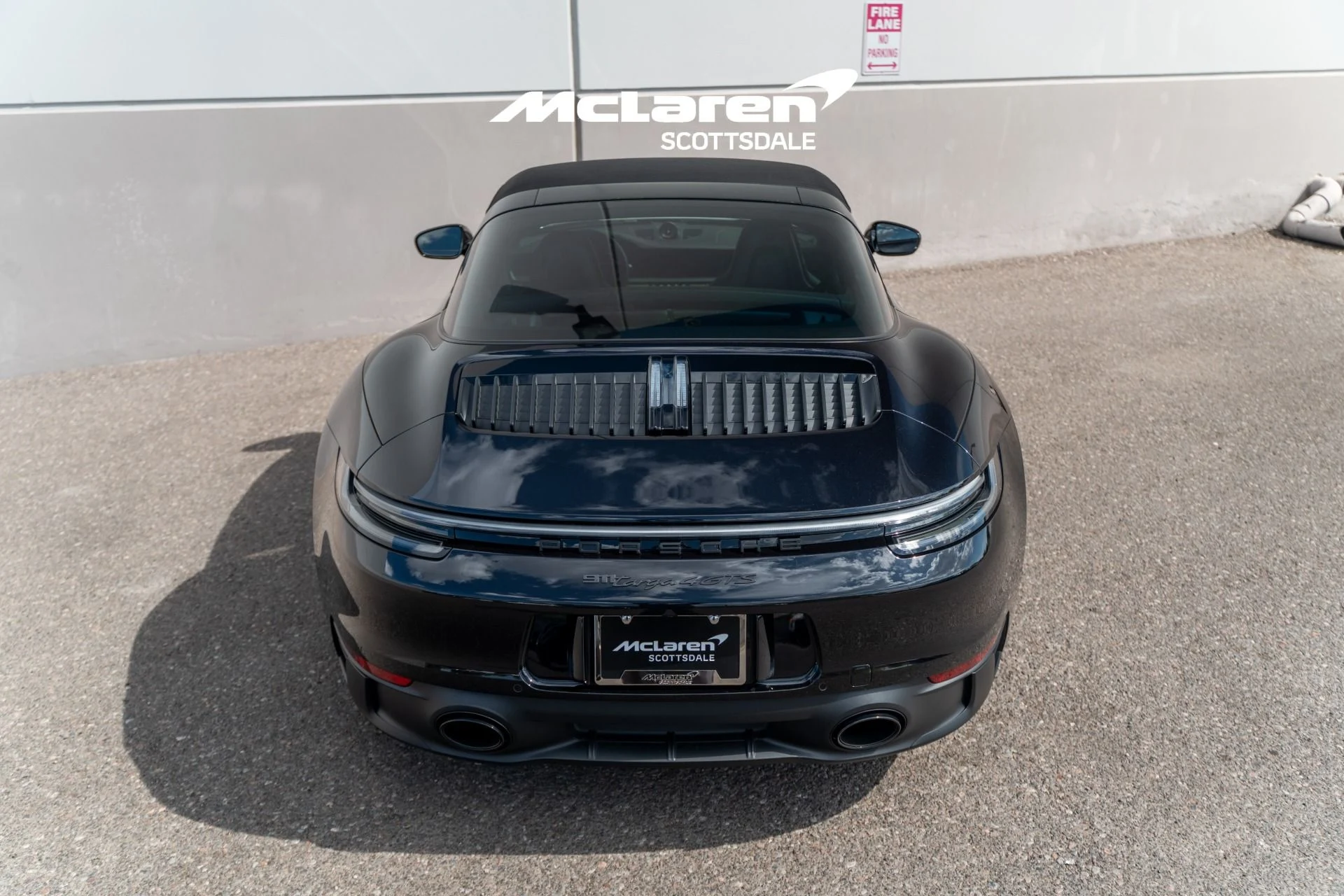 mph011_1084789472_Used_2024_PORSCHE_911_1775537558_b22c1159e0