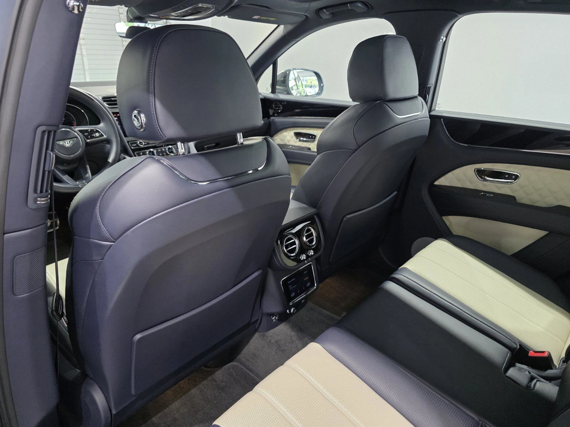 mph011_1088280113_704cd23975927c940ca52e5bdaff58cc_e8322d8384