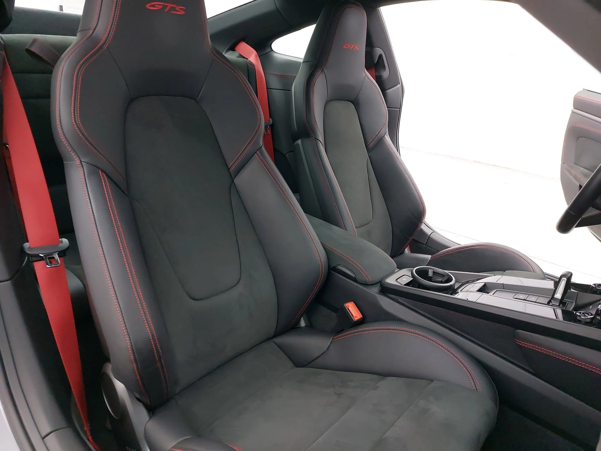 mph011_1091257120_43a3b686baf19046cce21826a8a48c73x_9b9cb3b360