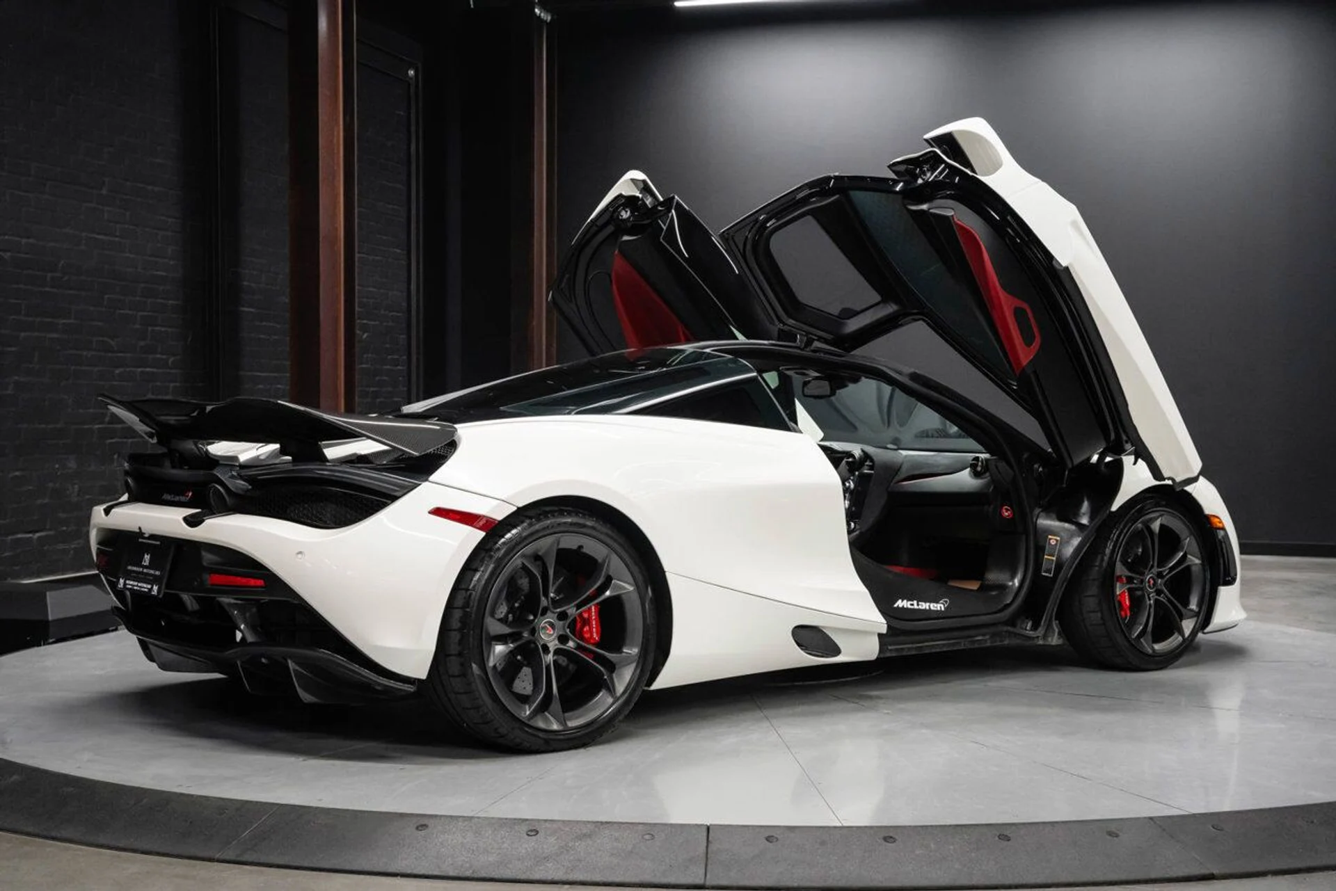 mph011_1098395230_mclaren_720s_2018_9084289845