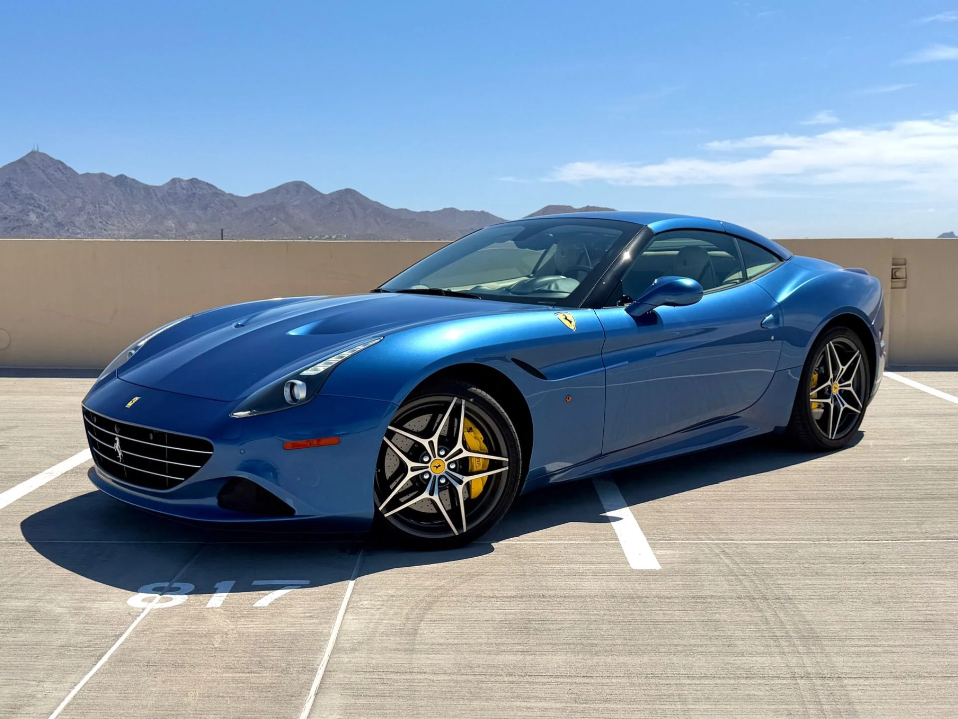 mph011_1100071722_Used_2015_Ferrari_California_T_1787790993_29f5973899