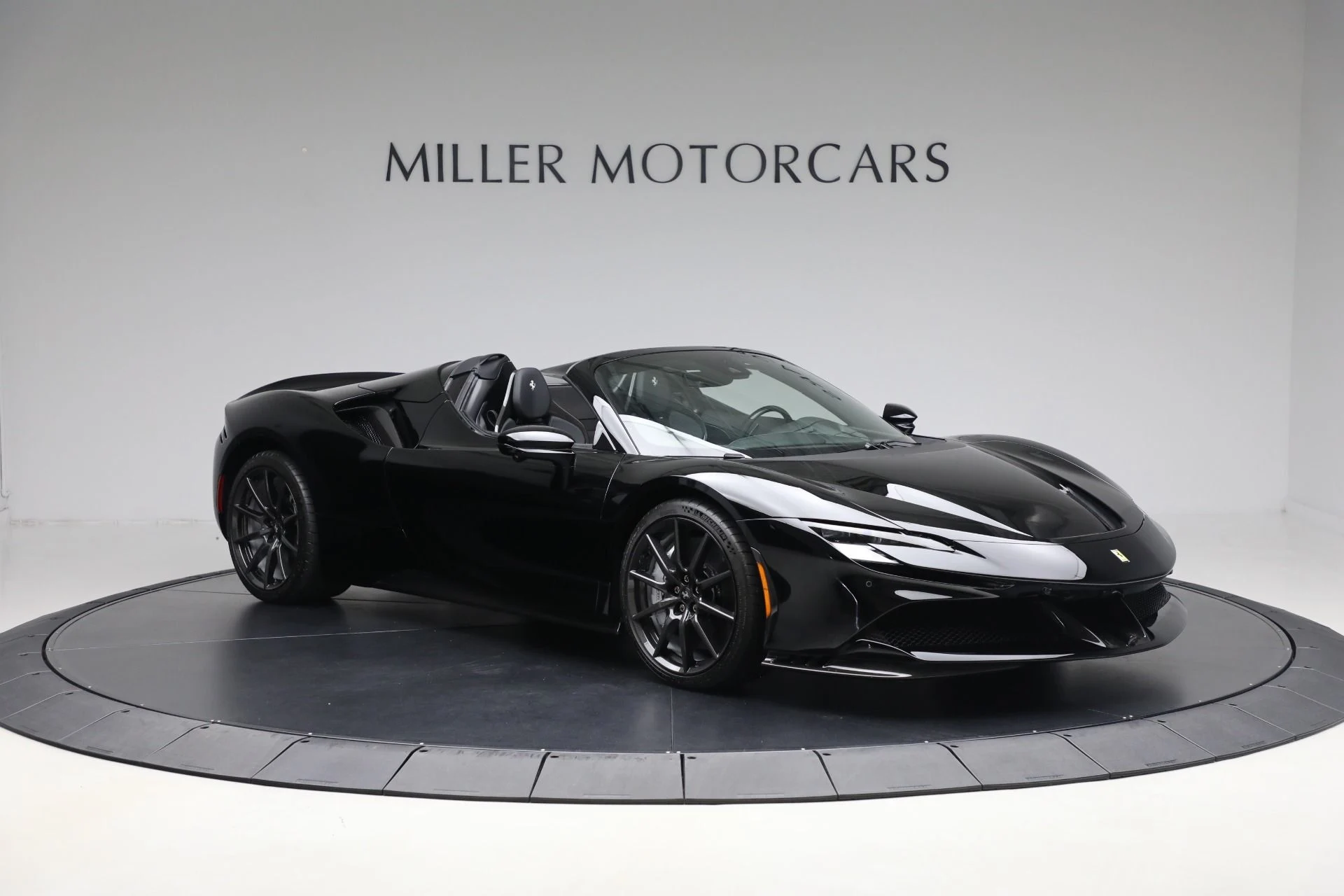 mph011_1100860191_Used_2023_Ferrari_SF_90_Spider_ddc6361590