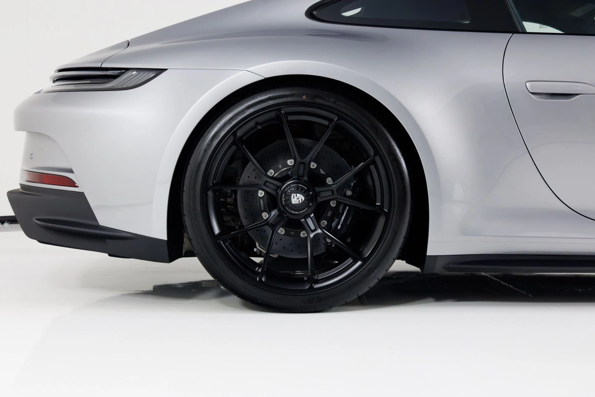 mph011_1102443236_Used_2022_Porsche_911_GT_3_Touring_1772748834_43942aa71f