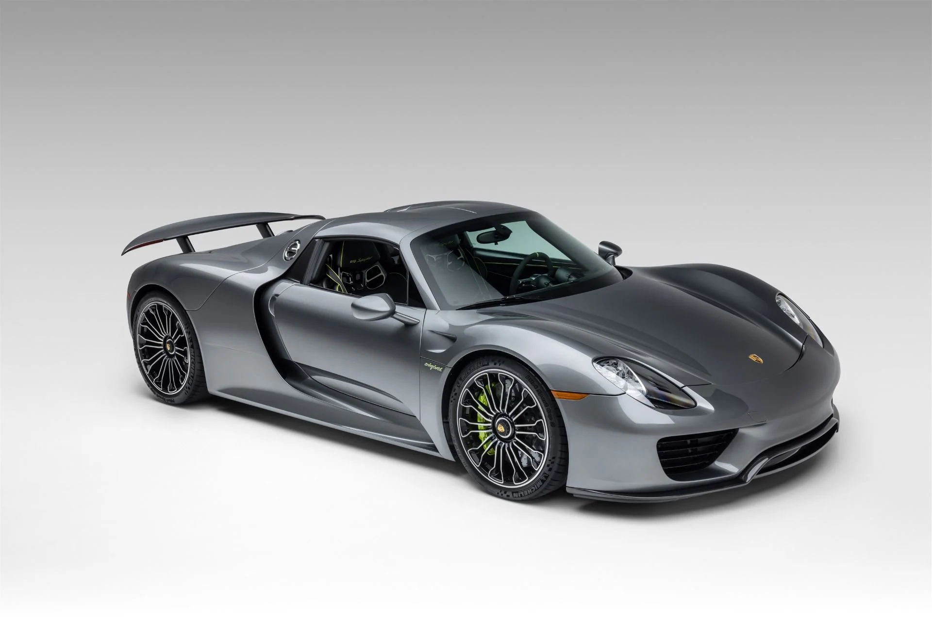 mph011_1105534751_13429_p12_l_eeef438409