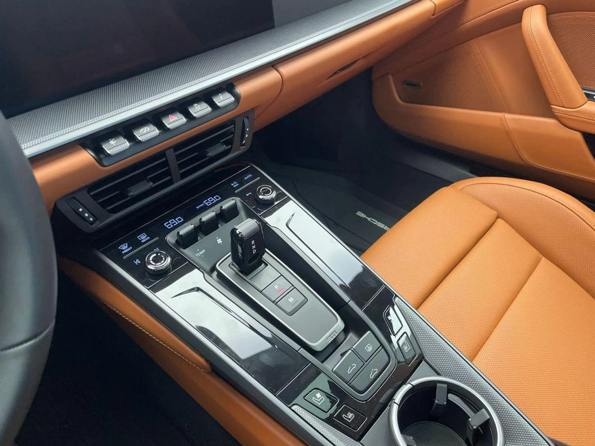 mph011_1106353549_snbh_JR_Rkgku9_G1_FMSV_G7l_B_Rr_T0_b54a21ffe0