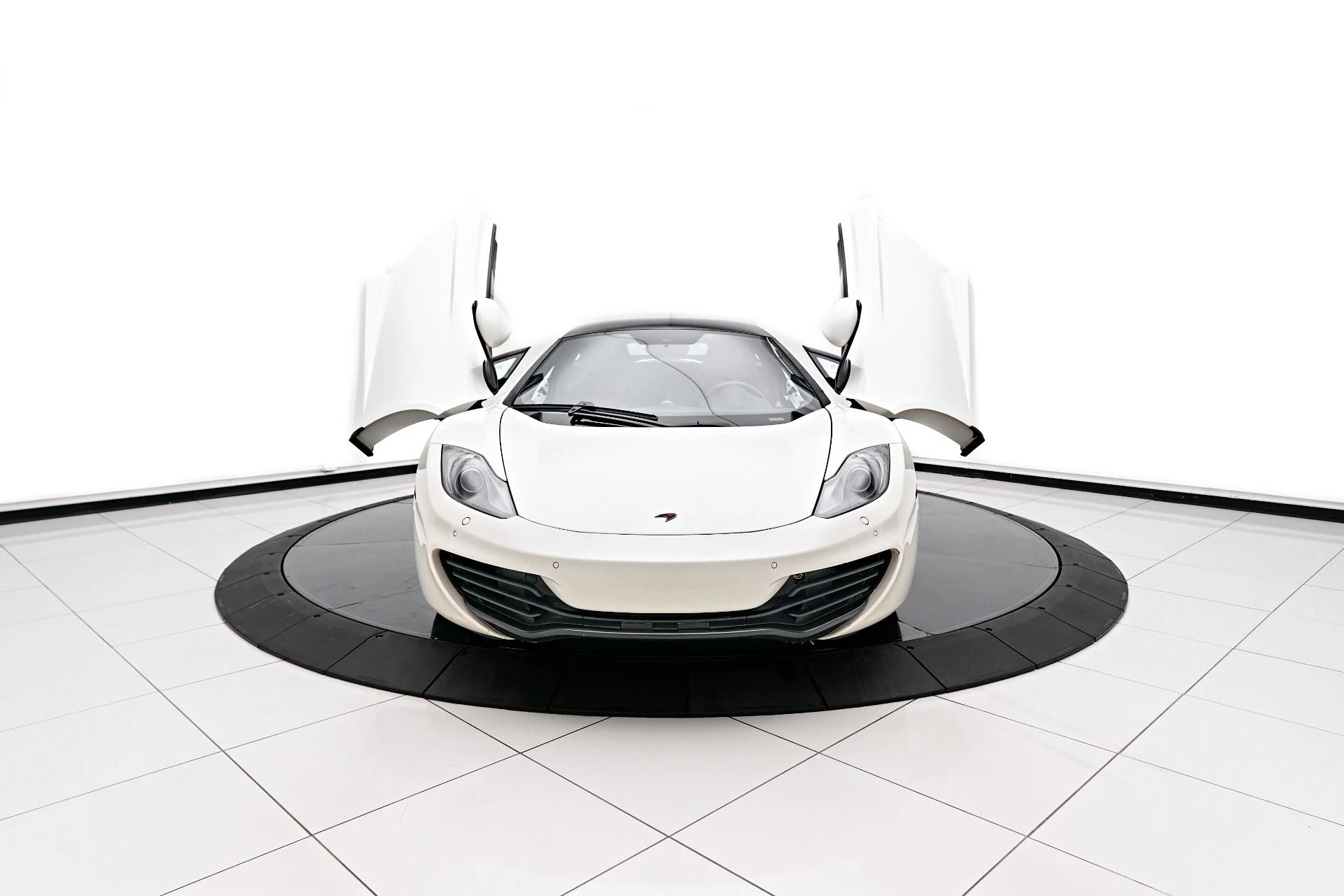 mph011_1106414219_Used_2012_Mc_Laren_MP_4_12_C_Base_1709431275_bbc288401b