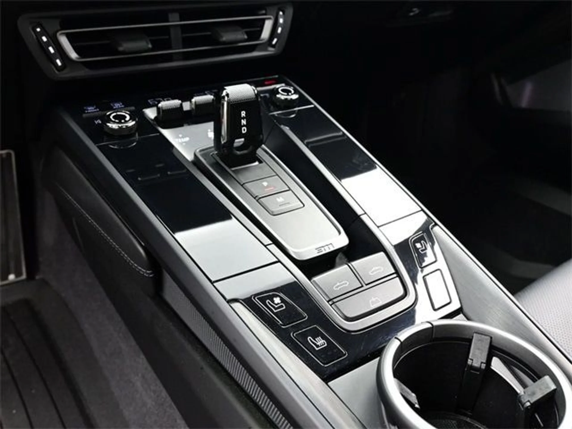 mph011_1109792165_7b04de75b3c6586f360aa1228c4ee4e0x_6ed515ebdf