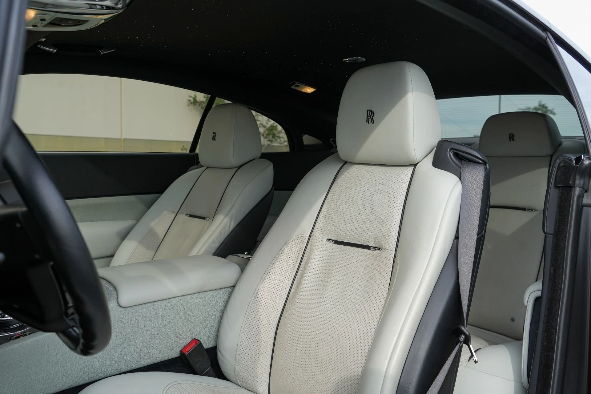 mph011_1110415618_Used_2015_Rolls_Royce_Wraith_1789768285_83d0be41d6