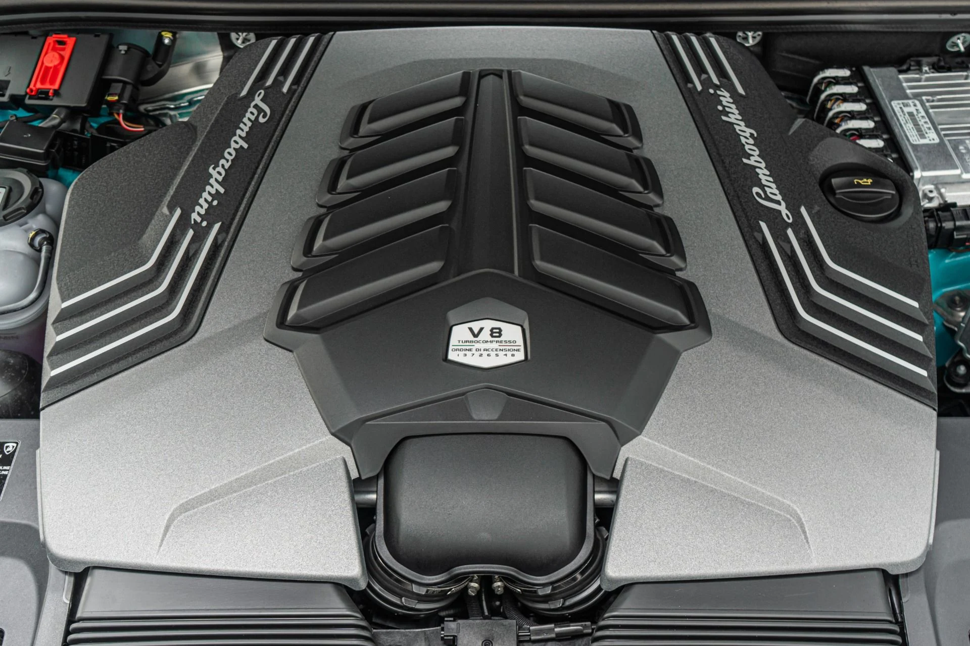 mph011_1119065145_Used_2024_Lamborghini_Urus_Performante_Ad_Pesonam_Color_Very_Low_Miles_1780696041_3522758857