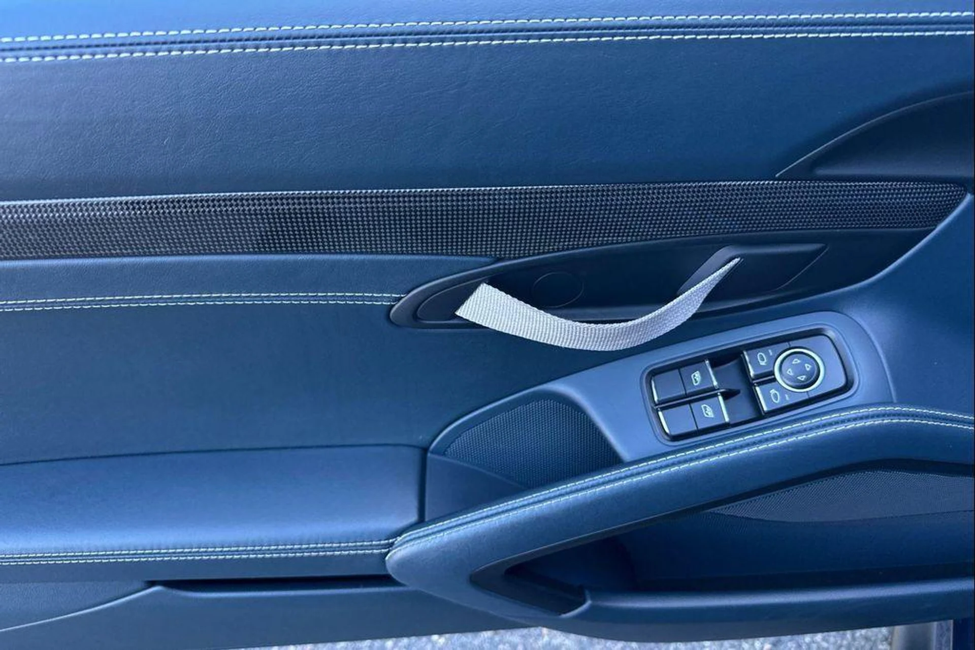 mph011_1119925889_Q_Afsu8tzm_EIQ_Cwpo_Z_Jd_Vt_M_Hoh0_01521c4ac7