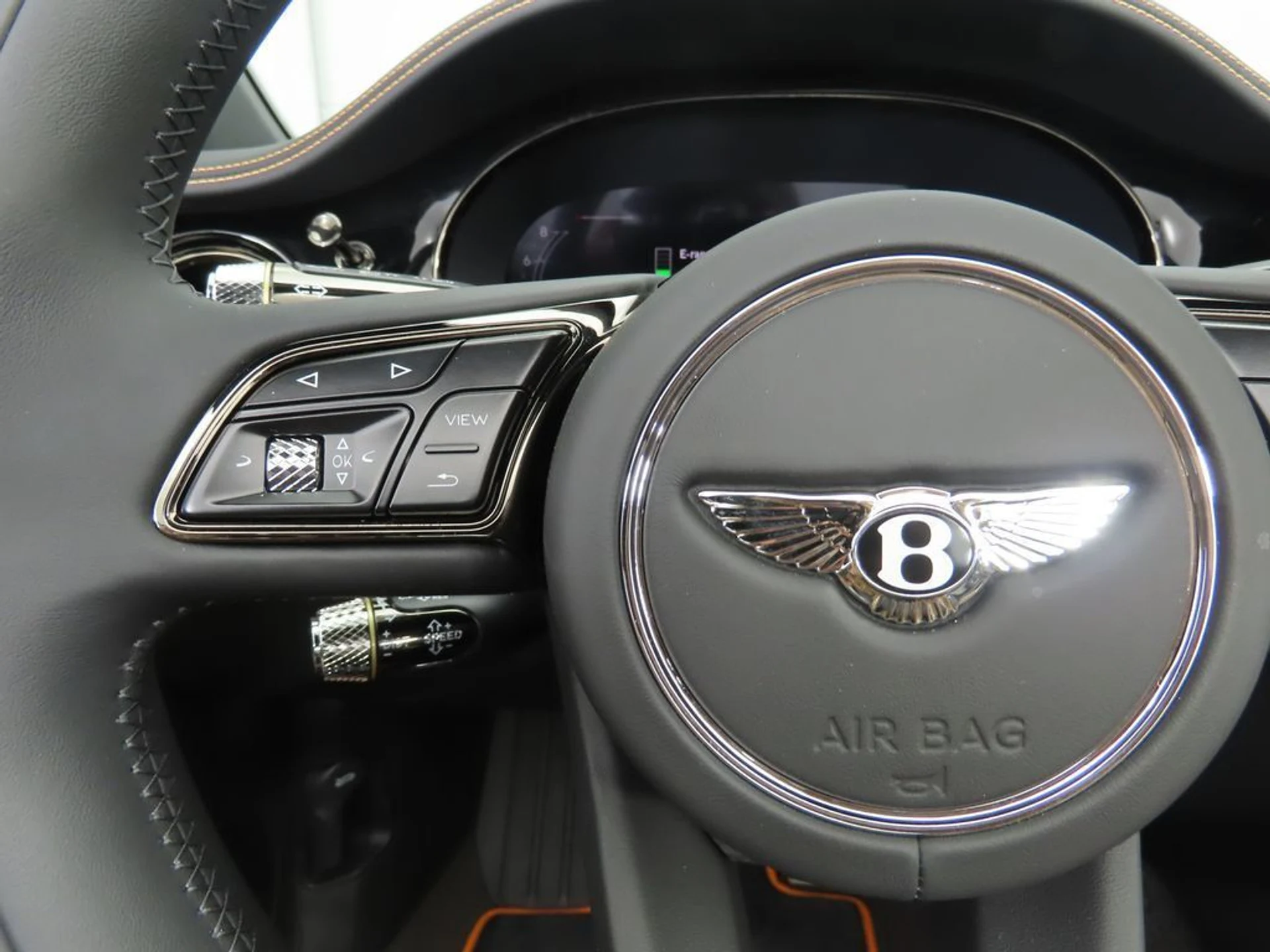 mph011_1122102409_new_2025_bentley_continental_gtspeedconvertible_8119_22891450_12_1024_9cc35fa43a
