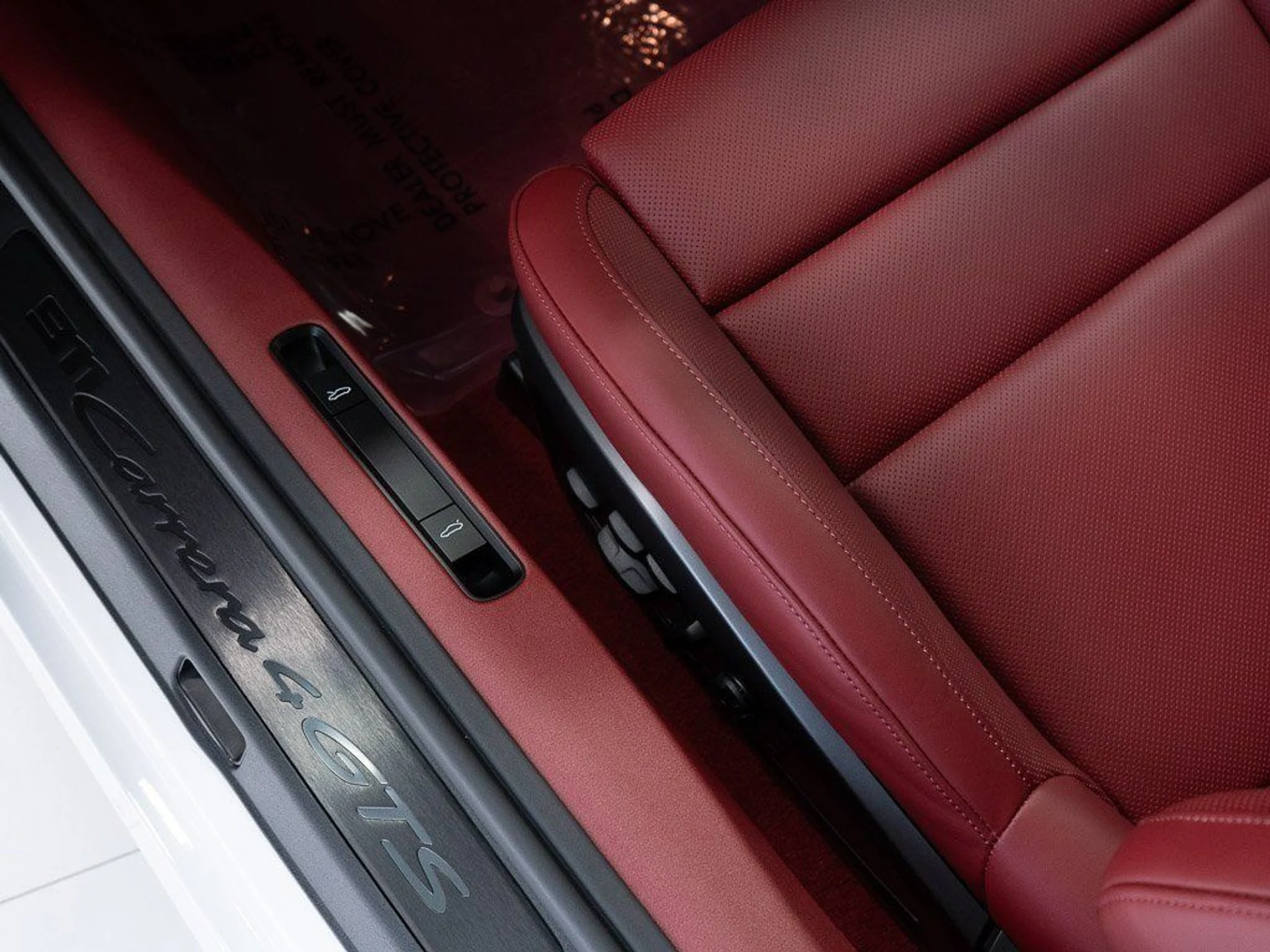 mph011_1130235972_126492cb6104a355c6edeb400b08f055_1906e5cb67